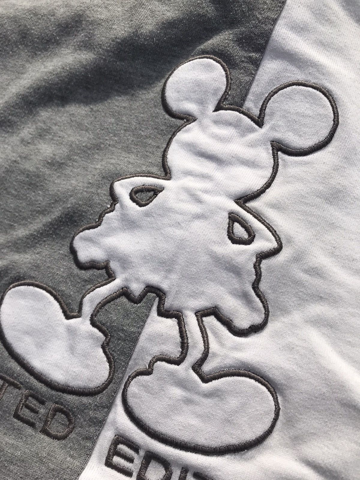Disney × Mickey Mouse × Vintage Disneyland Mickey Mouse limited edition embroidered vintage Size US L / EU 52-54 / 3 - 6 Thumbnail