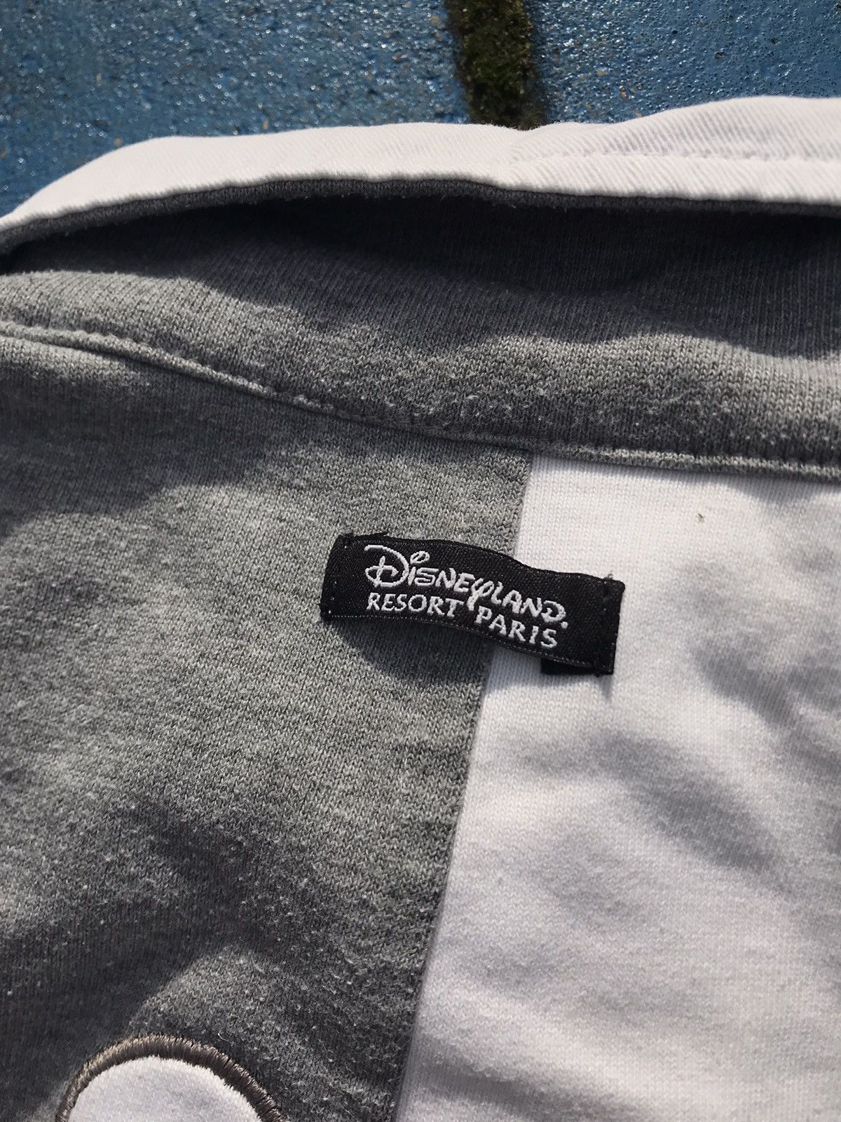 Disney × Mickey Mouse × Vintage Disneyland Mickey Mouse limited edition embroidered vintage Size US L / EU 52-54 / 3 - 9 Thumbnail