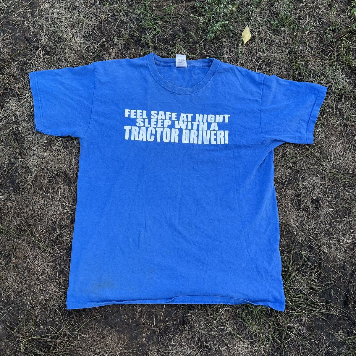 Vintage Vintage Y2K Sun Faded Graphic Tee Tractor Driver Humor M Size US M / EU 48-50 / 2 - 1 Thumbnail
