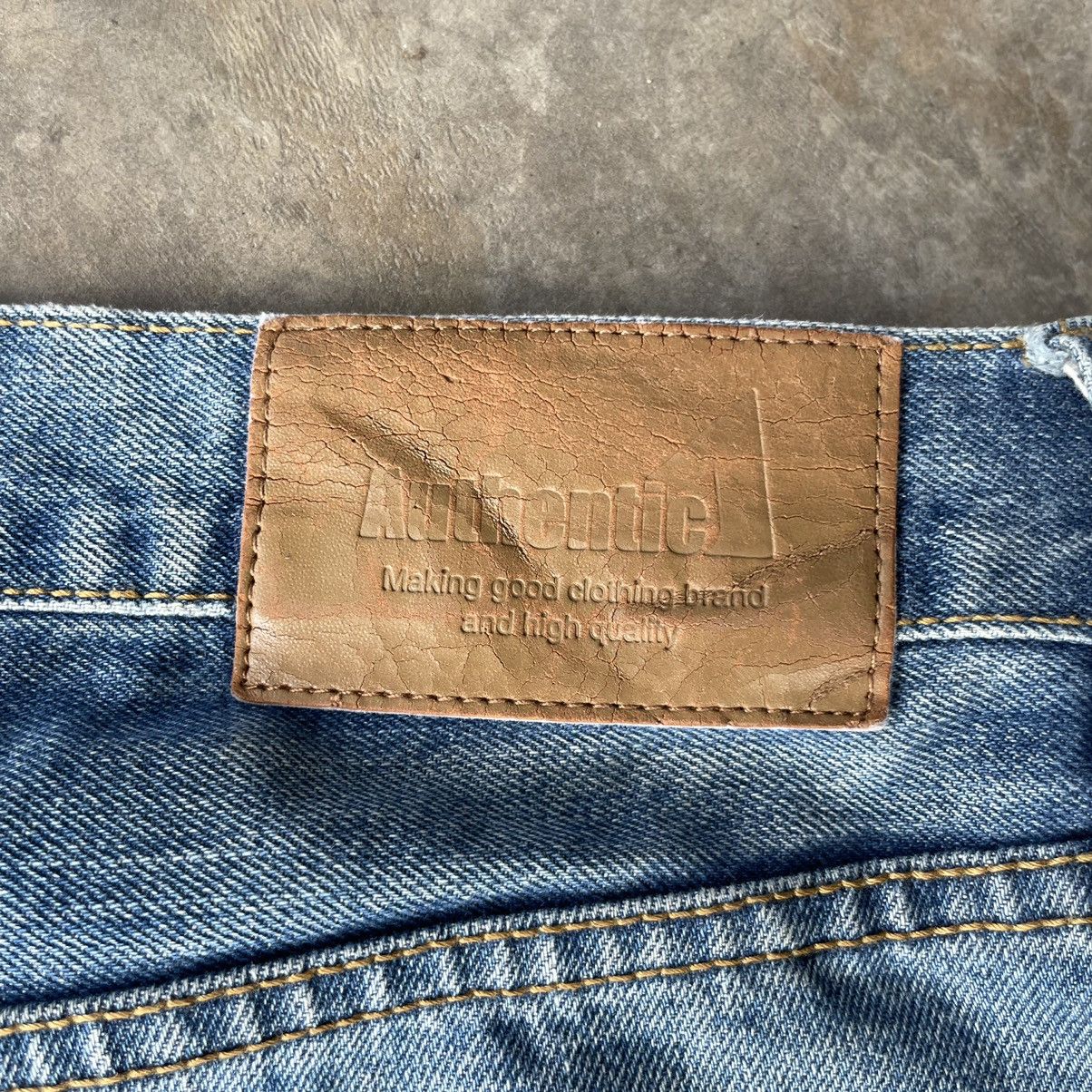 Japanese Brand Vintage Distressed Authentic Faded Denim Jeans Pants Rusty Size US 32 / EU 48 - 8 Thumbnail