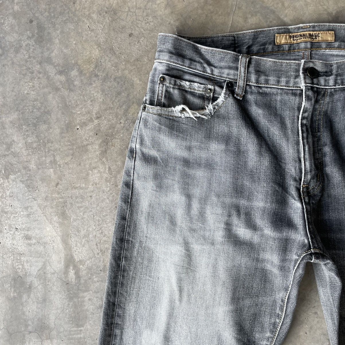 Japanese Brand Vintage Japanese Faded Black Denim Jeans Pants W33x33.5 Size US 33 - 4 Thumbnail