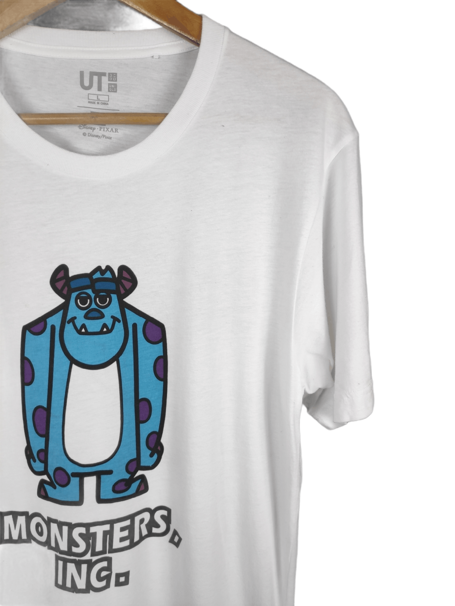 Japanese Brand Monsters Inc Movie x Uniqlo Cartoon Shirt Size US L / EU 52-54 / 3 - 2 Thumbnail