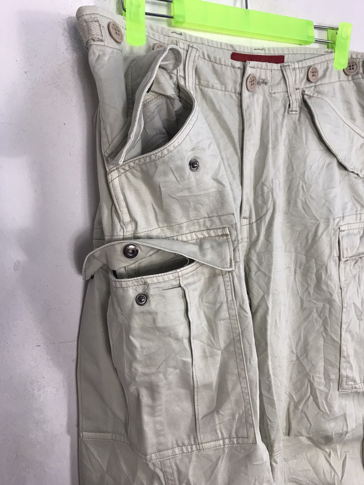 FCUK FCUK Jeans Beige Khakis Pant Tactical Cargo Multipocket Size US 32 / EU 48 - 16 Thumbnail