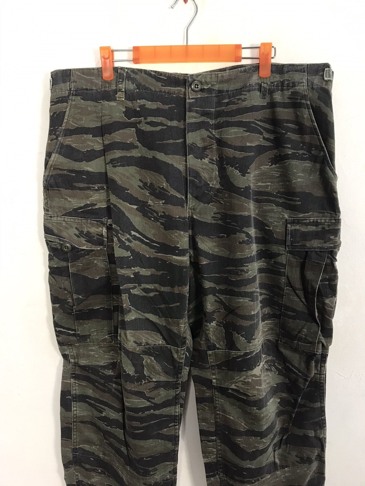 Vintage Vintage USA Tiger Camouflage Army Trousers Cargo Combat Size US 37 - 3 Thumbnail