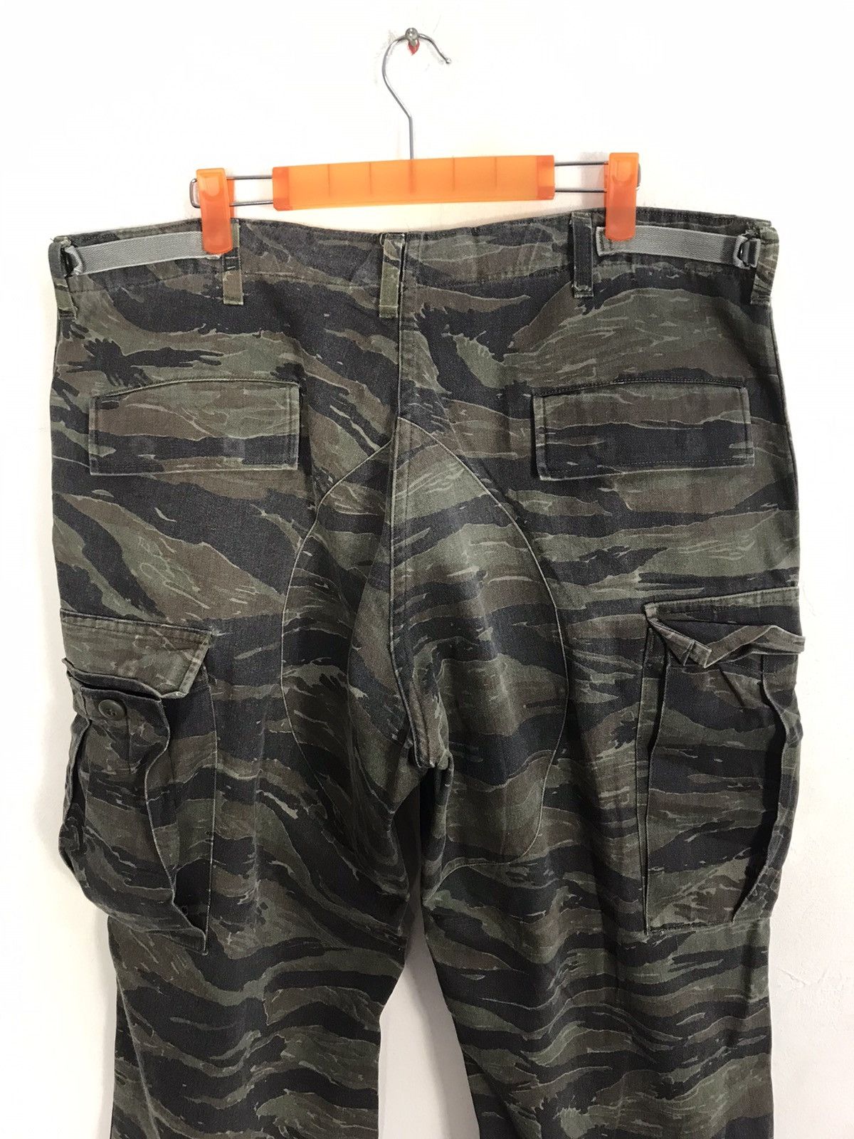 Vintage Vintage USA Tiger Camouflage Army Trousers Cargo Combat Size US 37 - 4 Thumbnail