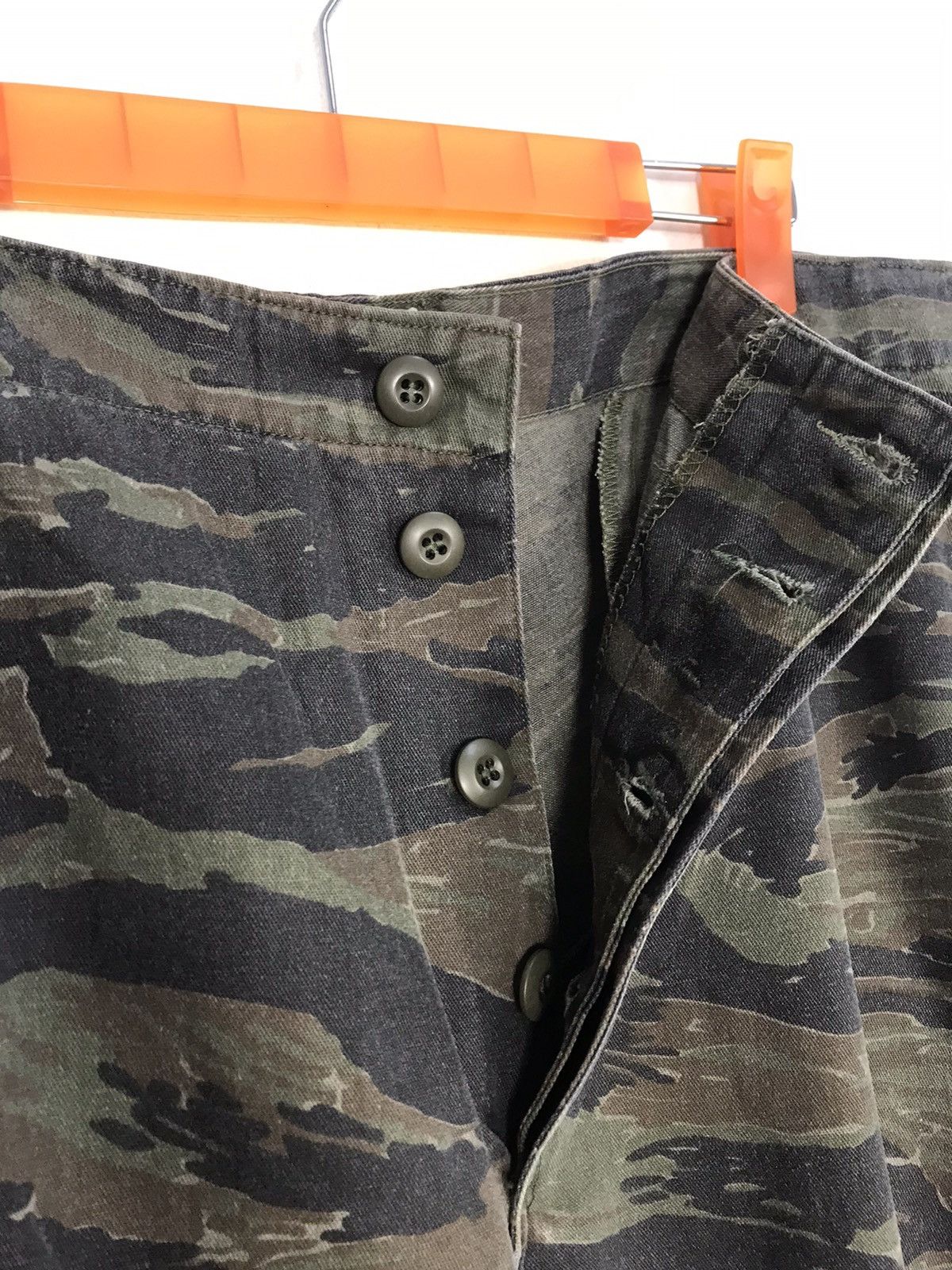 Vintage Vintage USA Tiger Camouflage Army Trousers Cargo Combat Size US 37 - 6 Thumbnail