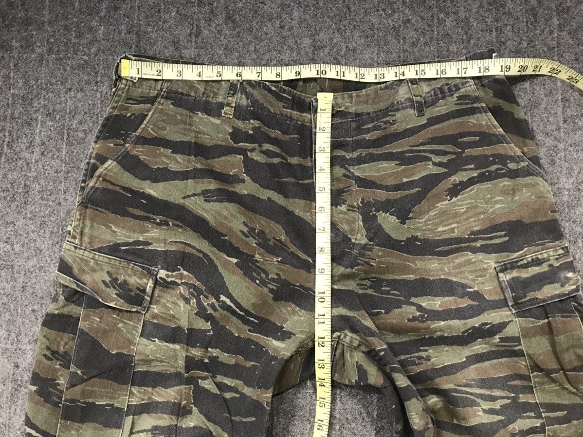 Vintage Vintage USA Tiger Camouflage Army Trousers Cargo Combat Size US 37 - 9 Thumbnail