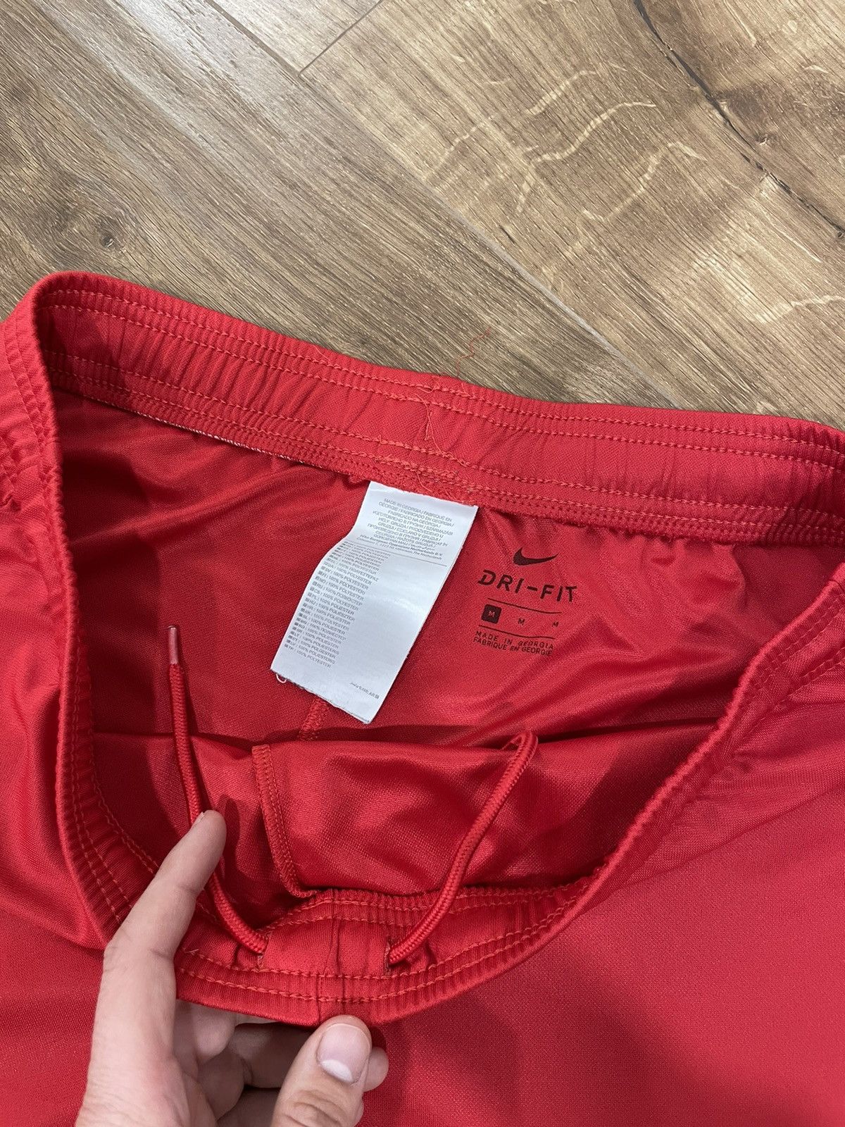 Nike Vintage Nike Y2K Swoosh Drill Red Shorts Size M Size US 32 / EU 48 - 5 Thumbnail