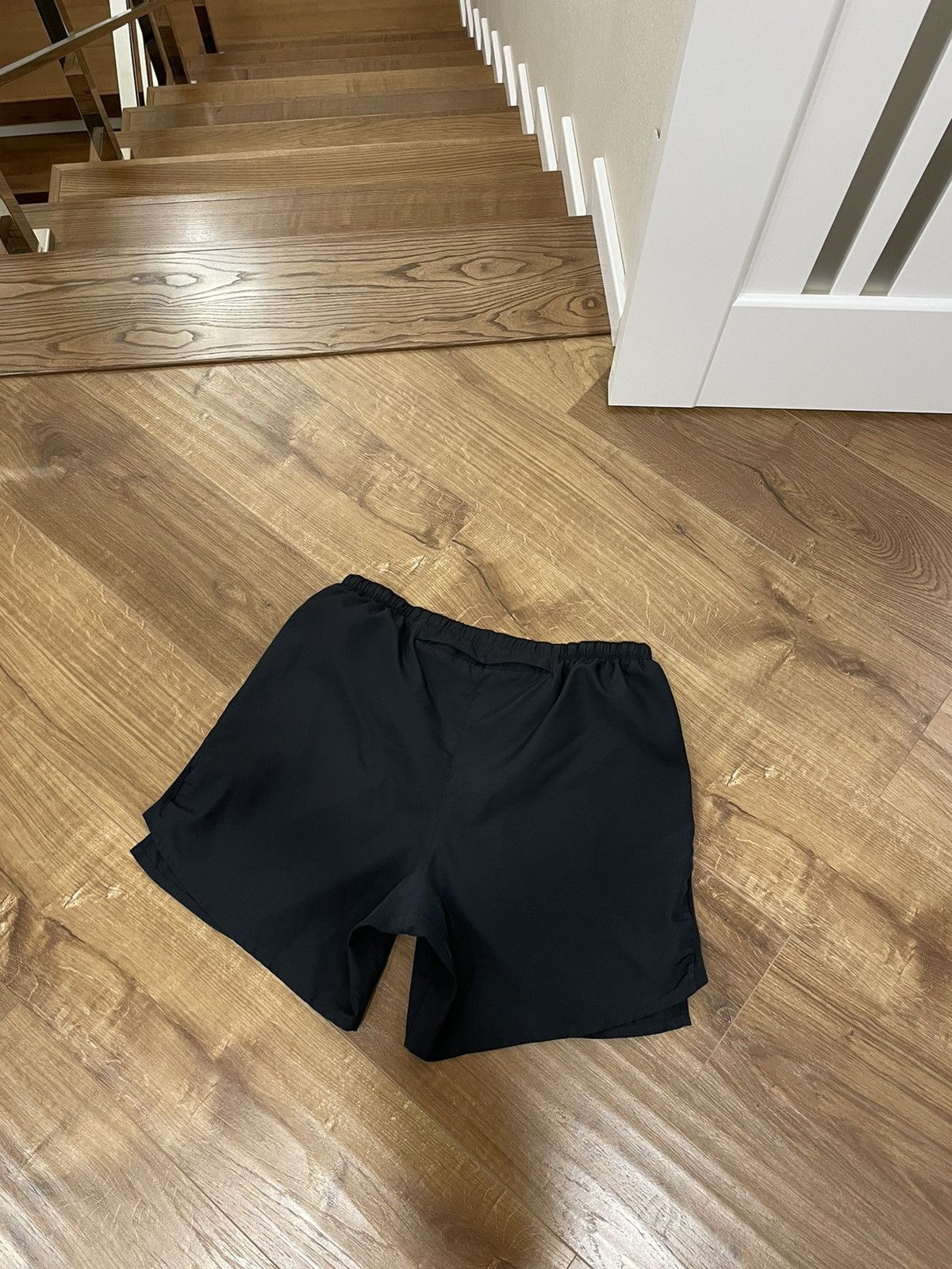 Nike Vintage Nike Y2K Swoosh Drill Black Shorts Size XL Size US 36 / EU 52 - 6 Thumbnail