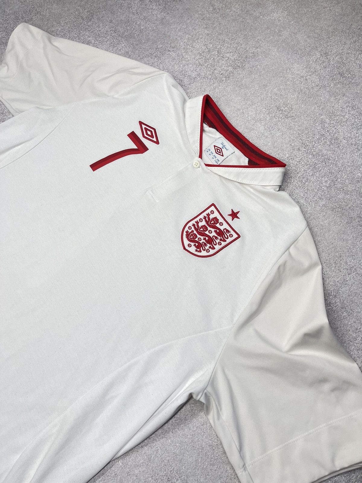 Umbro × Vintage Vintage Umbro England Francis 7 Soccer Jersey size XL Size US XL / EU 56 / 4 - 3 Thumbnail