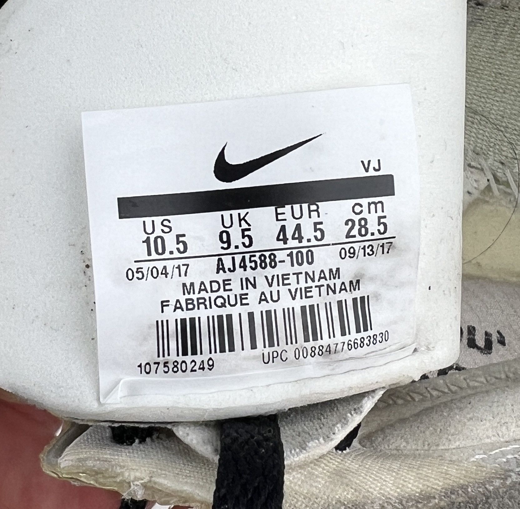 Off-White X Nike Zoom Fly SP 'The Ten'