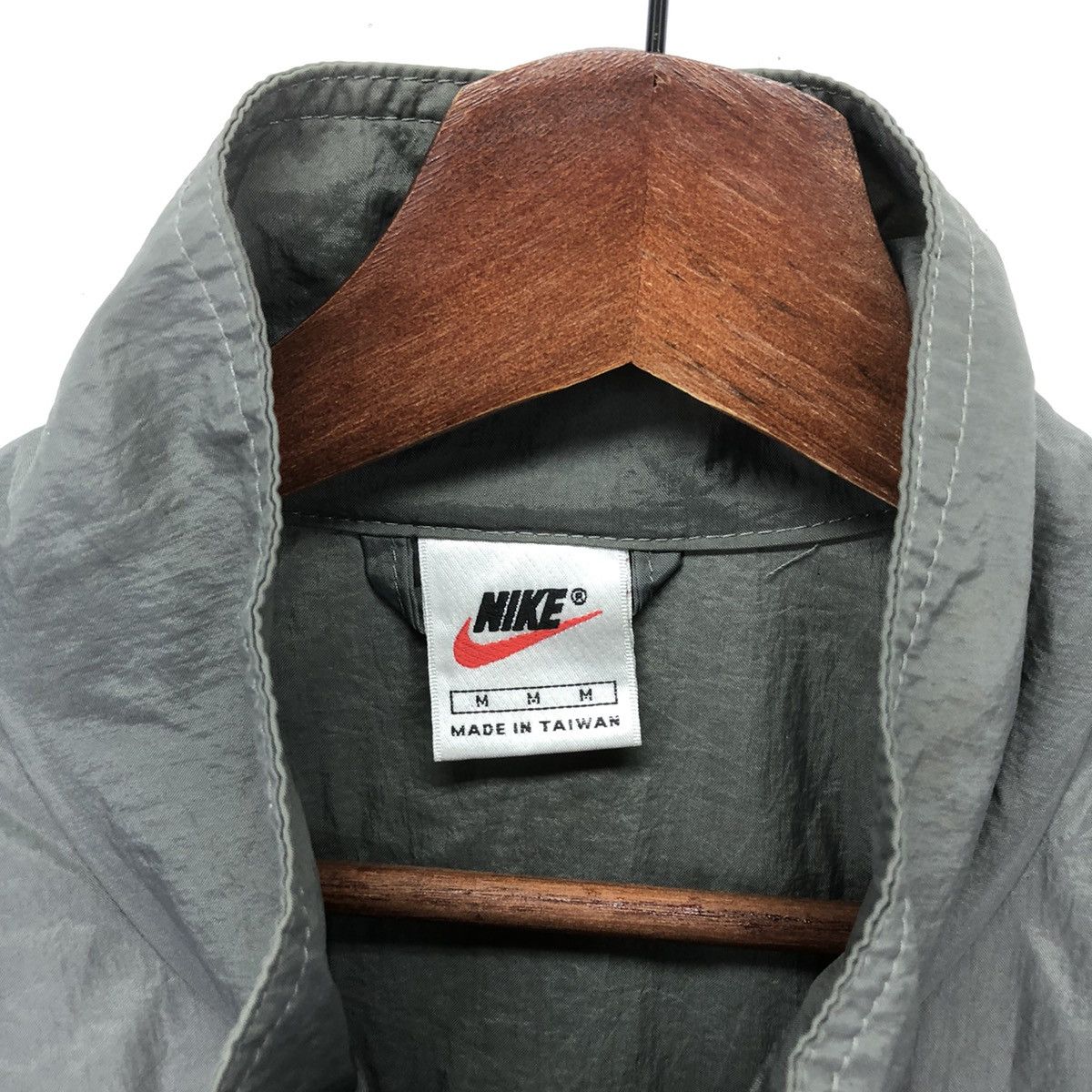 Nike × Vintage Vintage 90s Nike Swoosh Sportswear Light Jacket Size US M / EU 48-50 / 2 - 7 Thumbnail