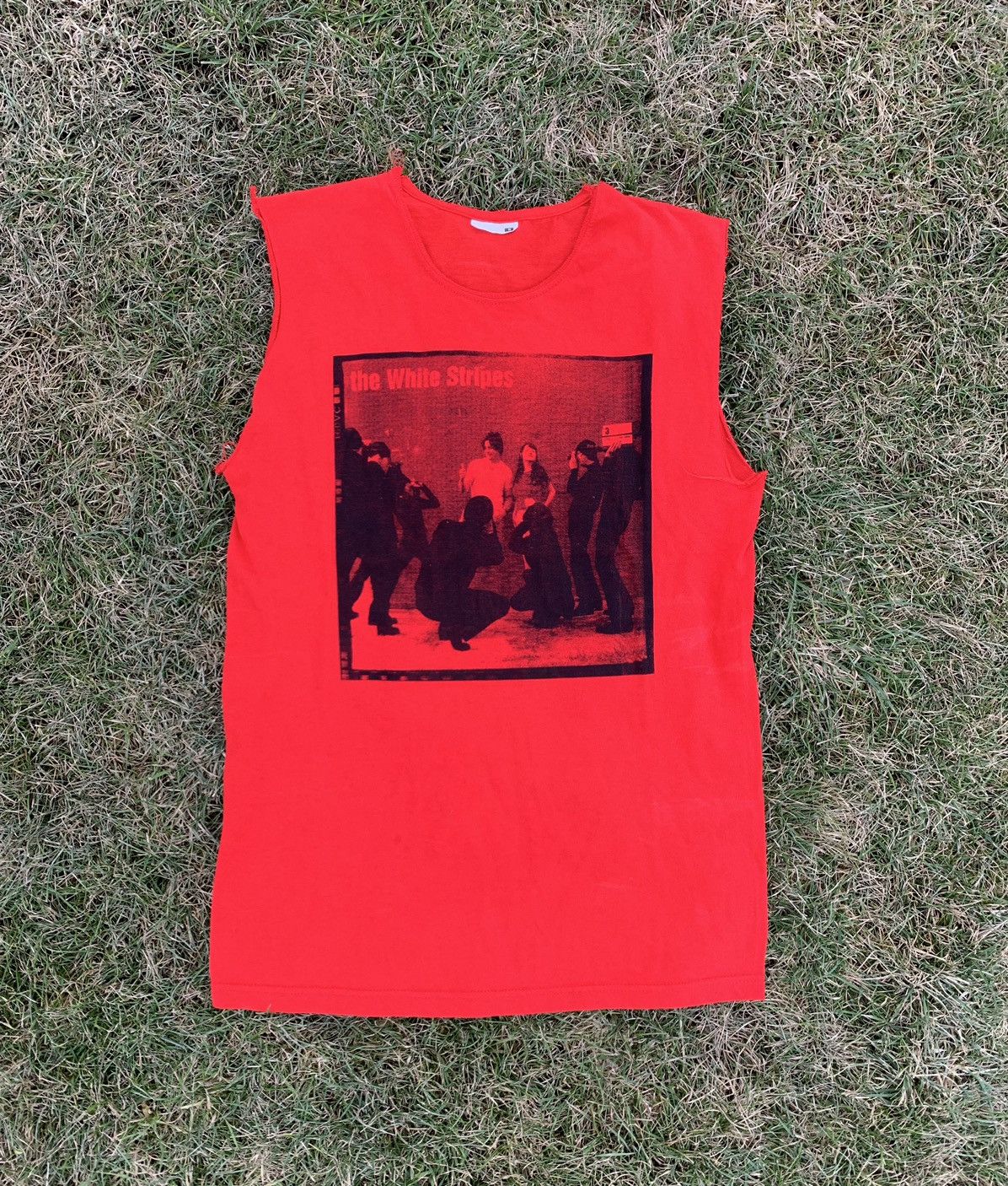 image of Band Tees x Tour Tee Vintage The White Stripes 2004 I Think I Smell A Rat Shirt in Red (Size Small)