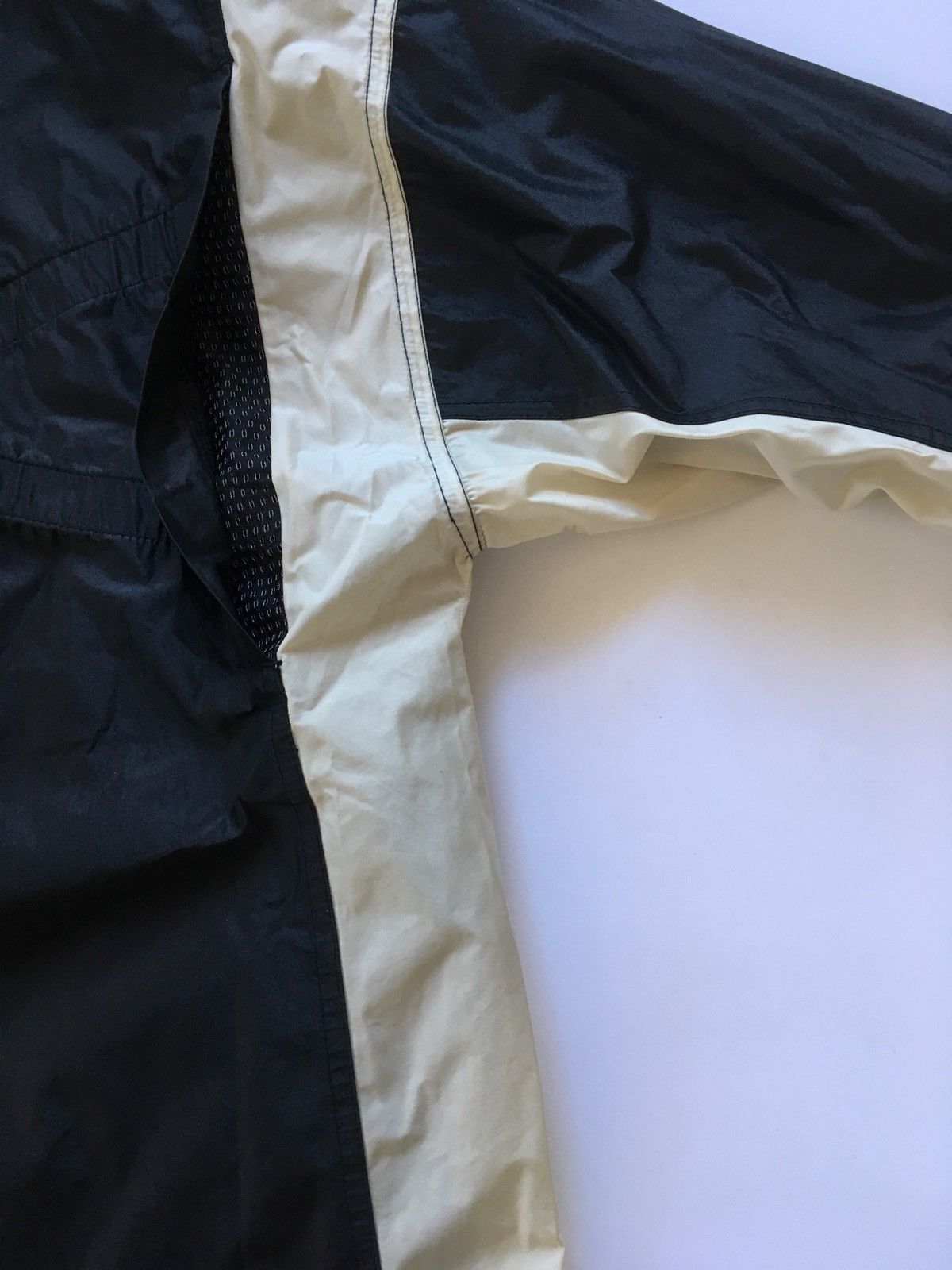Adidas Adidas Day One Running ‘17 Carbon Windrunner Size US M / EU 48-50 / 2 - 4 Thumbnail