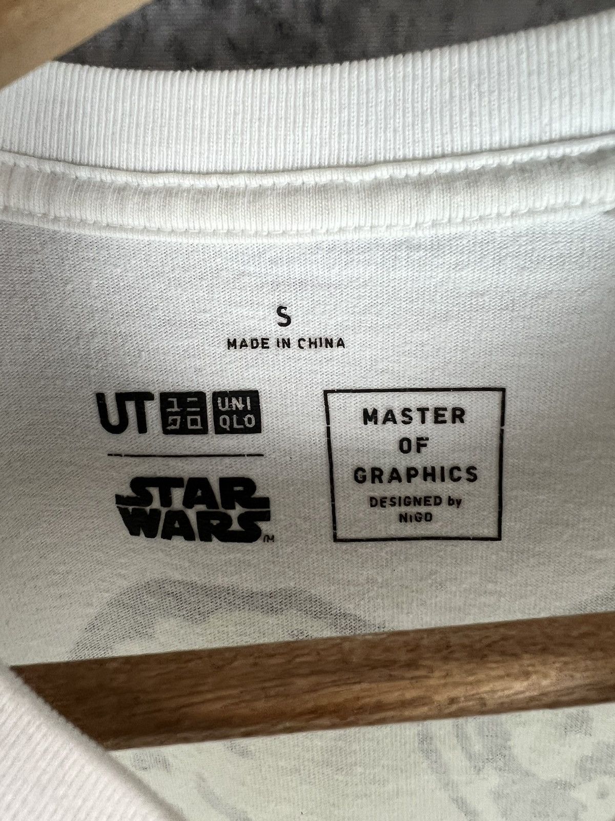 Star Wars Uniqlo x Star Wars by Nigo baby yoda on the back tshirt Size US S / EU 44-46 / 1 - 3 Thumbnail
