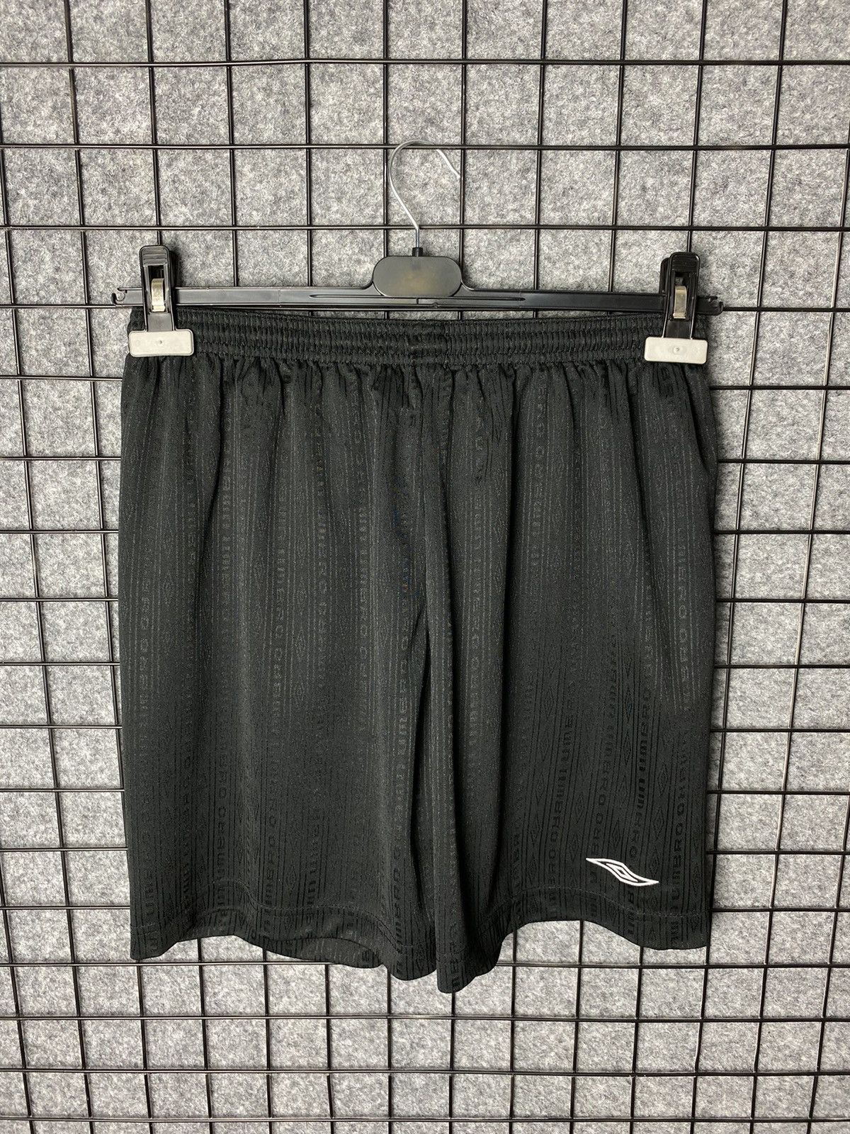 Umbro × Vintage Umbro Vintage Embroidered Logo Shorts Size L Size US 34 / EU 50 - 1 Thumbnail