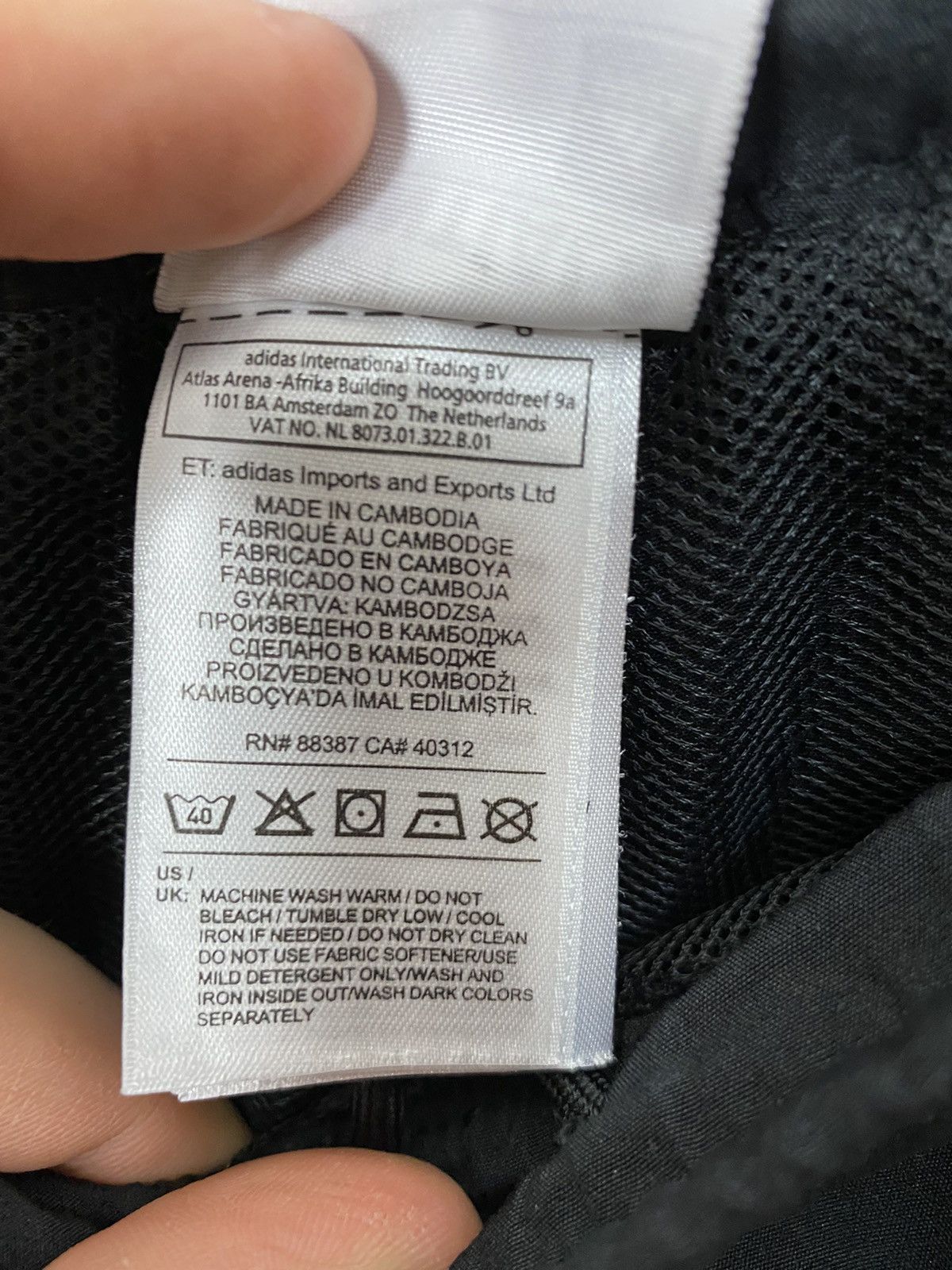 Adidas × Vintage Adidas Sport Essentials Vintage Shorts Size L Size US 34 / EU 50 - 4 Thumbnail
