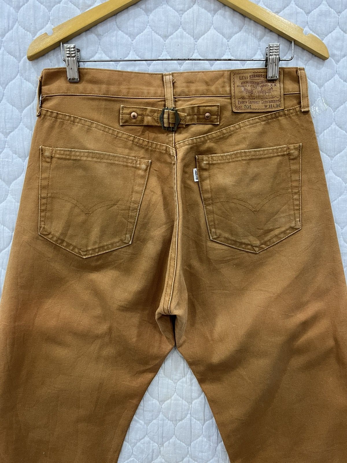 Levi's (Hh). VINTAGE LEVIS BIG E BUCKLE BACK LOT 704 Size US 31 - 5 Thumbnail