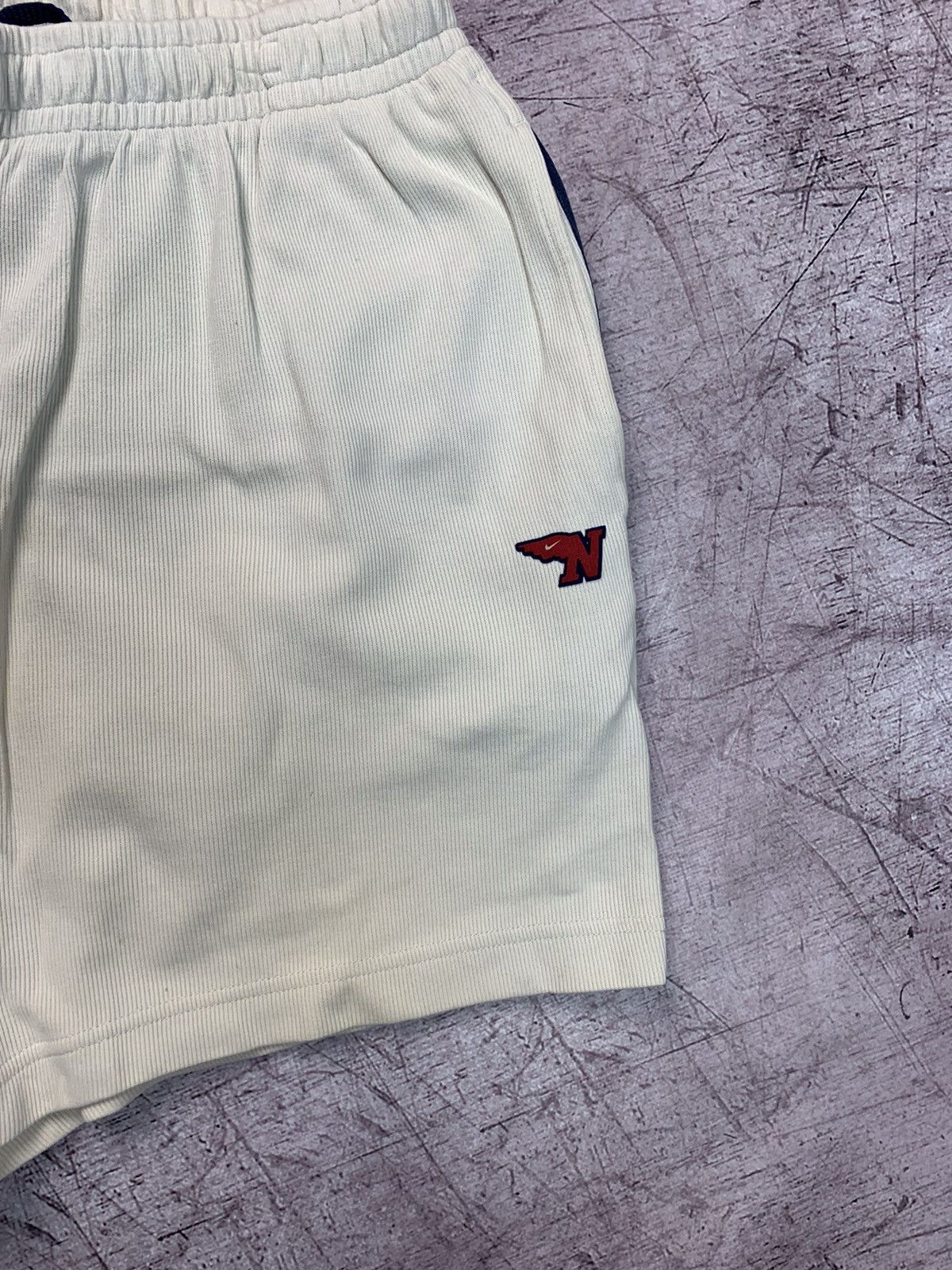 Nike × Vintage Vintage Nike Y2K 90s Shorts Size US 36 / EU 52 - 8 Thumbnail