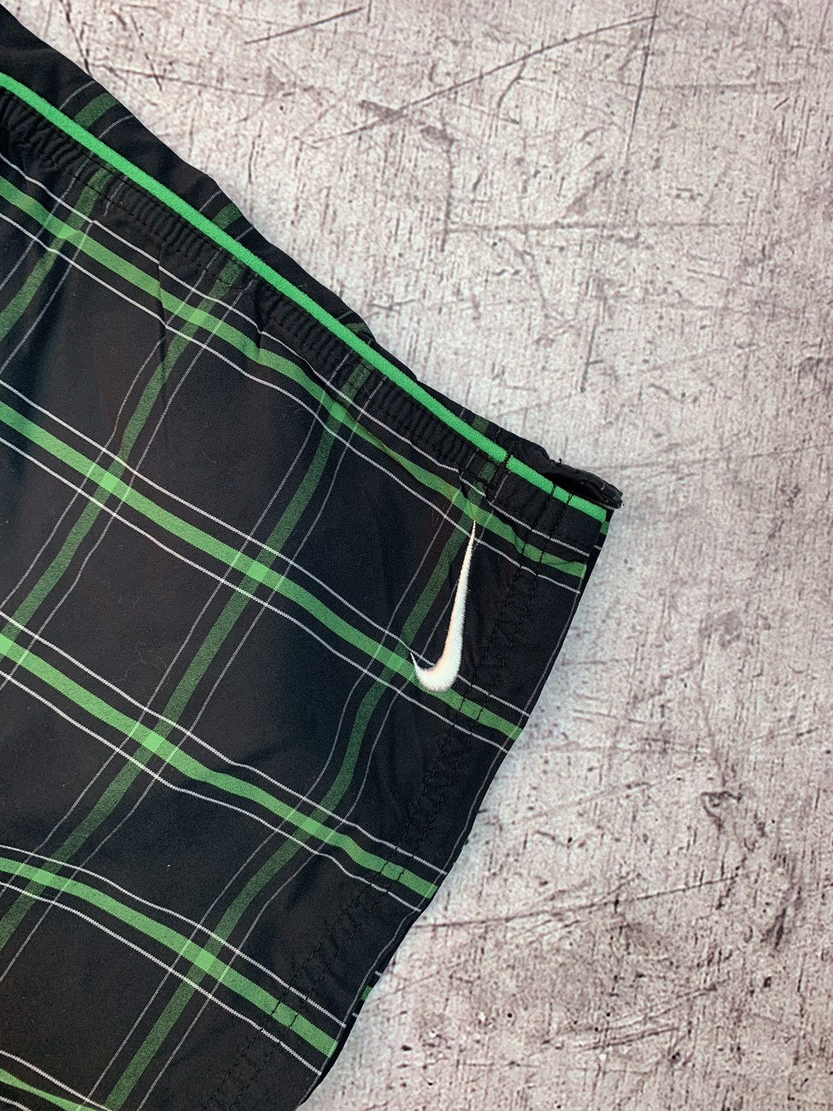 Nike × Vintage Vintage Nike Y2K Hype Mens Shorts Size US 34 / EU 50 - 5 Thumbnail
