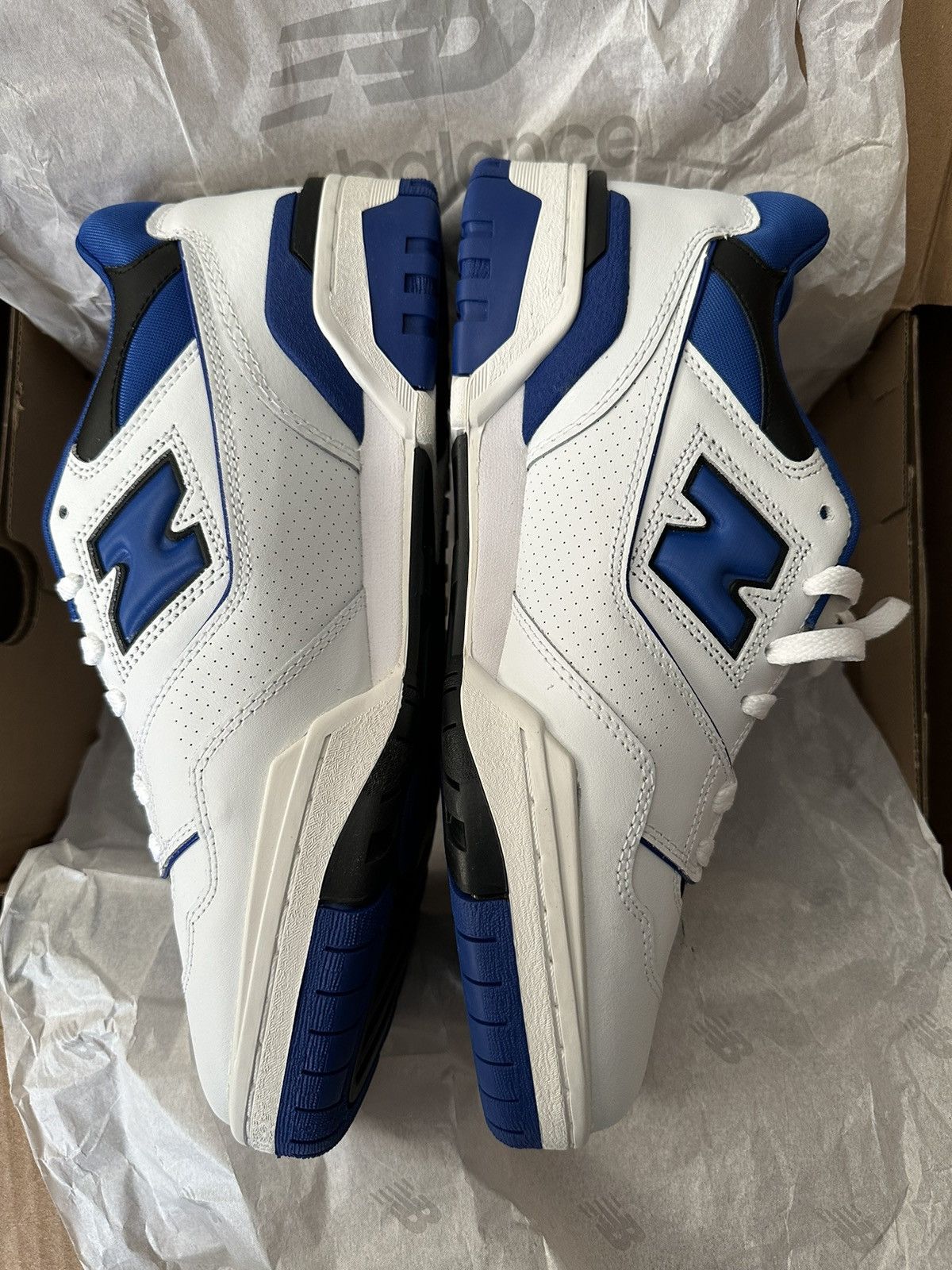 New Balance New Balance 550 White Blue Size US 11 / EU 44 - 3 Thumbnail