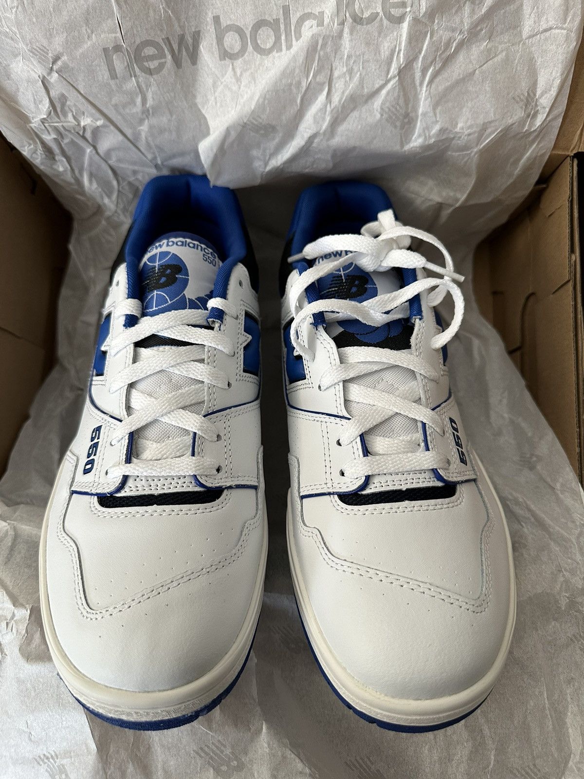 New Balance New Balance 550 White Blue Size US 11 / EU 44 - 1 Thumbnail