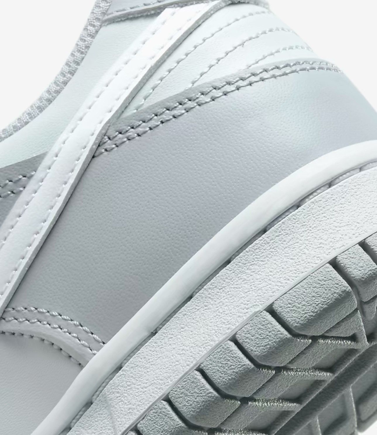Nike Nike Dunk Low Two Toned Grey Size US 7 / EU 40 - 11 Thumbnail