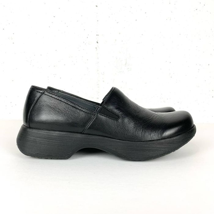 Dansko Dansko Womens Winona Milled Nappa Leather Slip On Clogs | Grailed