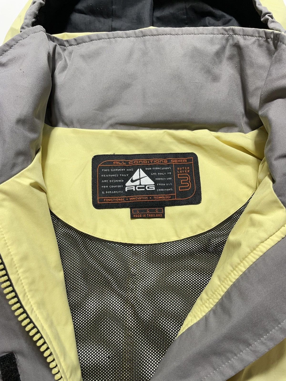 Nike Nike Acg Vintage Women’s Jacket Size L / US 10 / IT 46 - 10 Thumbnail