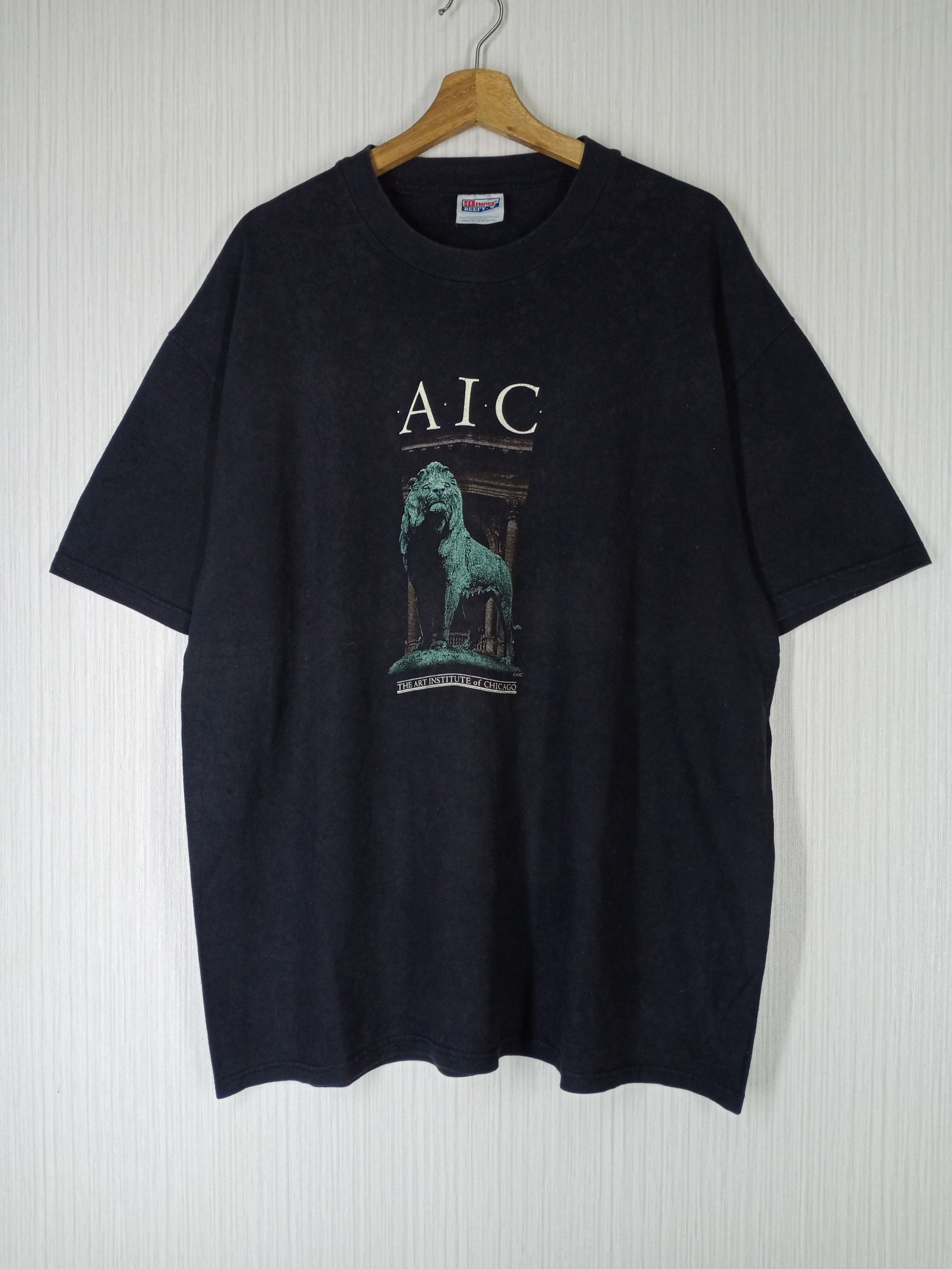 Hanes Vintage 90s The Art Institute of Chicago AIC Tshirt Size US XL / EU 56 / 4 - 1 Thumbnail