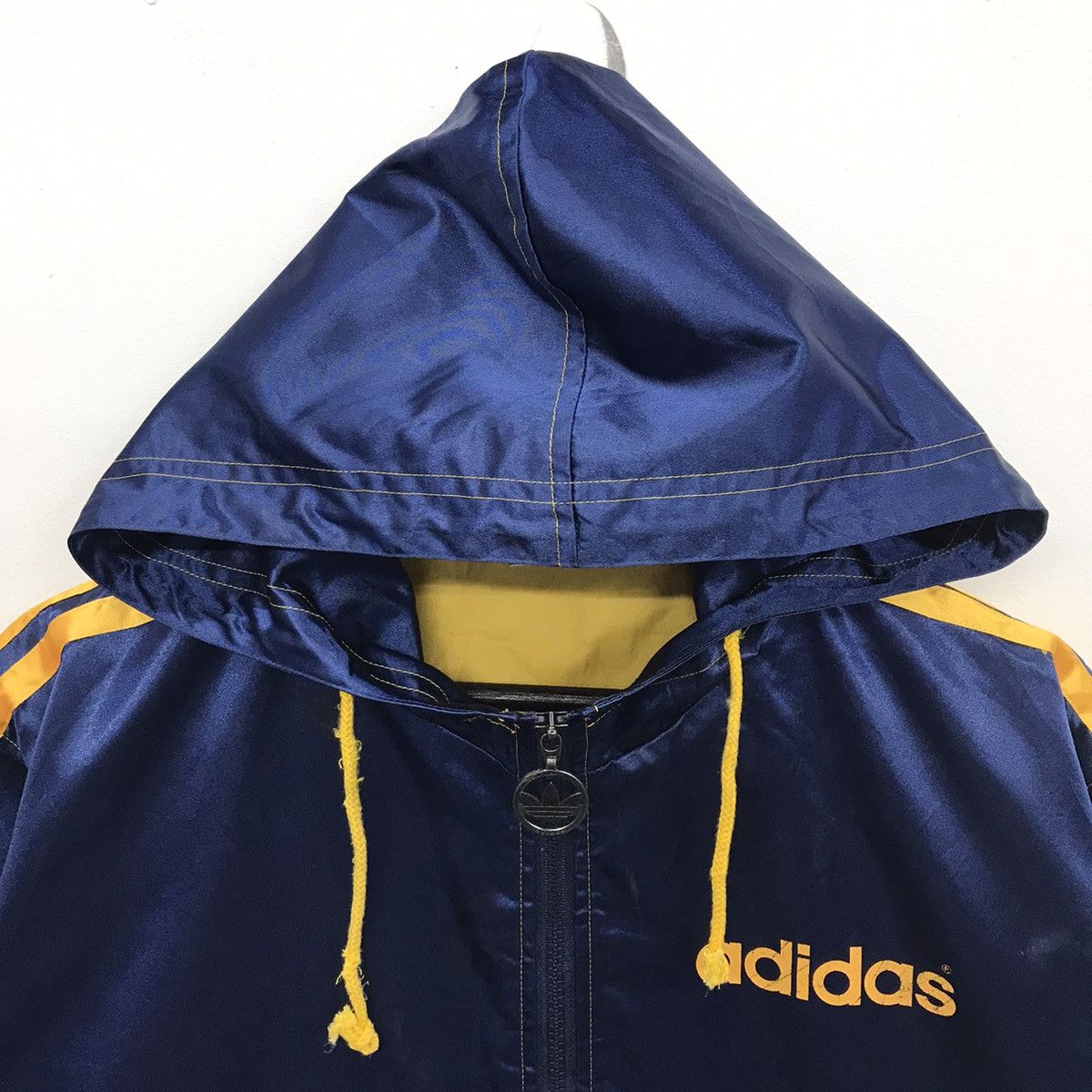 Adidas × Vintage Rare!! Vintage Adidas Big Logo Light Jacket Size US M / EU 48-50 / 2 - 4 Thumbnail