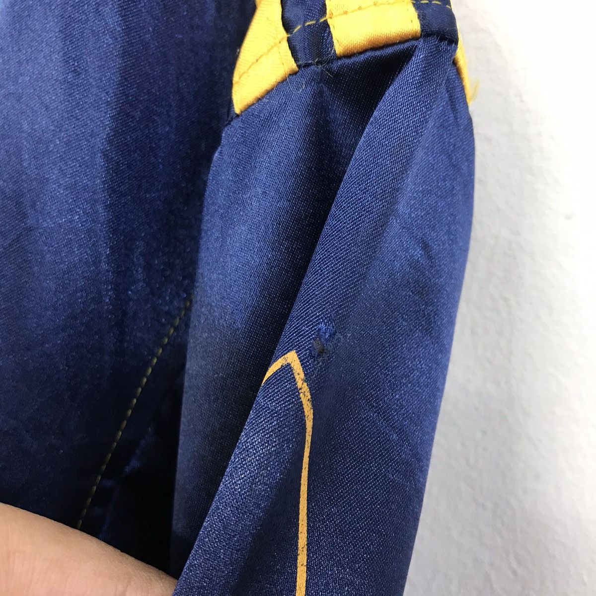 Adidas × Vintage Rare!! Vintage Adidas Big Logo Light Jacket Size US M / EU 48-50 / 2 - 15 Thumbnail
