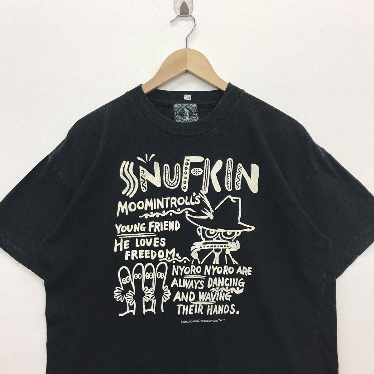 Cartoon Network × Japanese Brand × Vintage Rare!! Vintage 1990 Snufkin Moomintrolls Big Printed Tshirt Size US L / EU 52-54 / 3 - 2 Thumbnail
