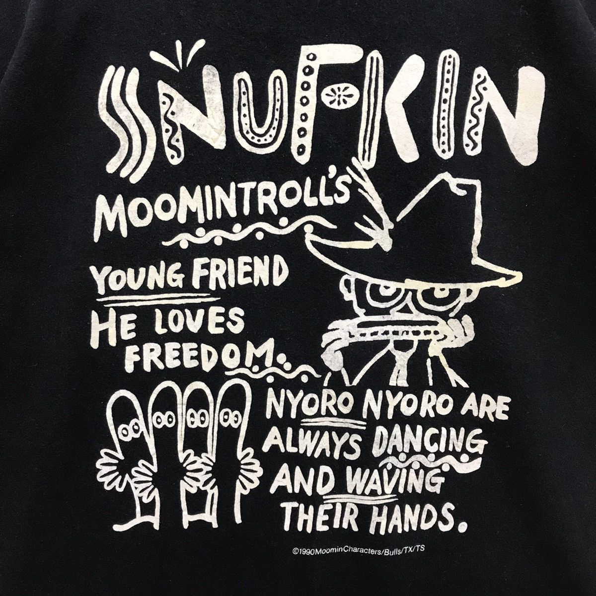 Cartoon Network × Japanese Brand × Vintage Rare!! Vintage 1990 Snufkin Moomintrolls Big Printed Tshirt Size US L / EU 52-54 / 3 - 7 Thumbnail