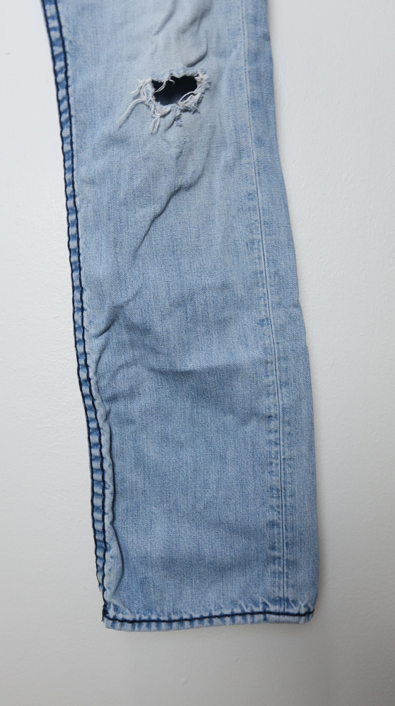 True Religion Vintage True Religion Ricky Super Distressed Denim Size US 32 / EU 48 - 3 Thumbnail