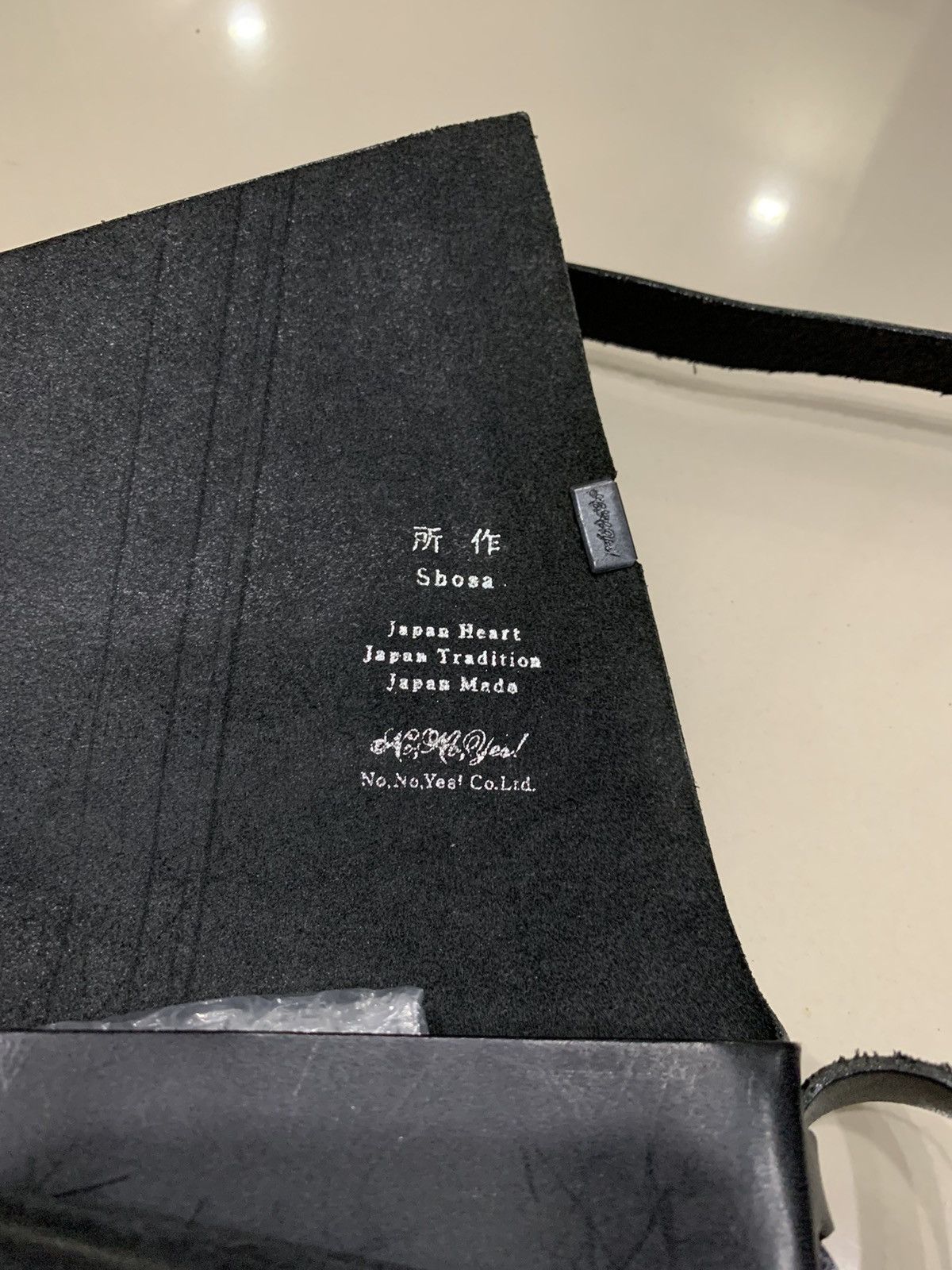 Japanese Brand NO.NO.YES! SHOSA ORIGAMI FULL LEATHER SLING BAG Size ONE SIZE - 8 Thumbnail