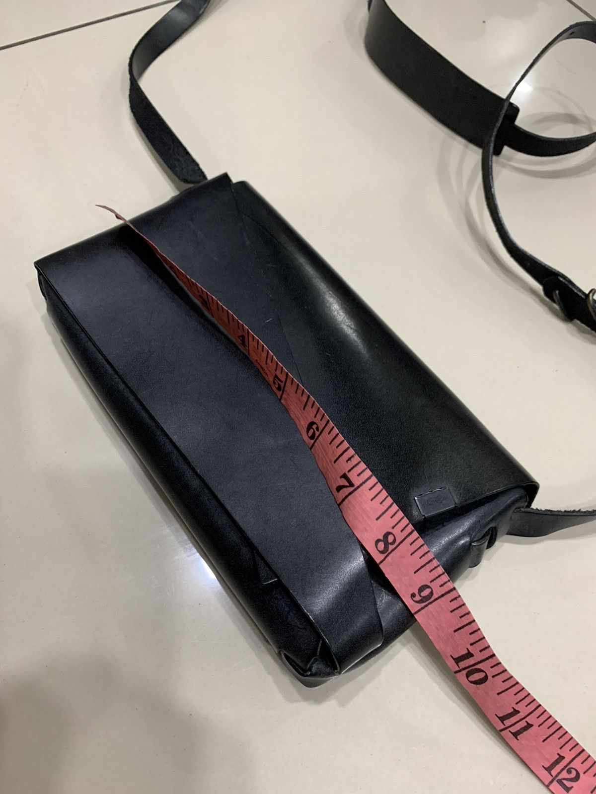 Japanese Brand NO.NO.YES! SHOSA ORIGAMI FULL LEATHER SLING BAG Size ONE SIZE - 4 Thumbnail