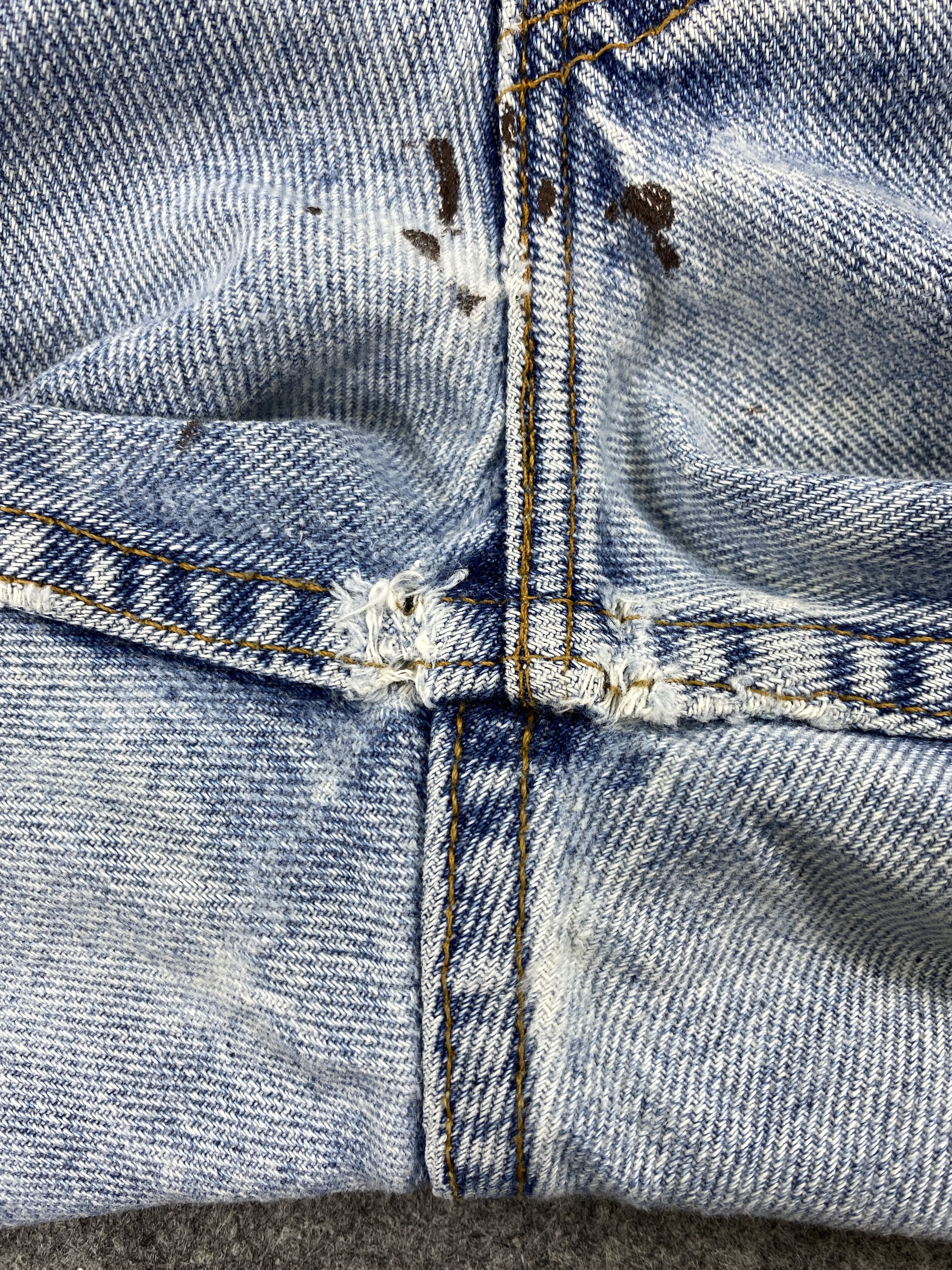 Levi's 90s Light Wash Vintage Levi's 550 USA 33x30.5 Denim -JN1235 Size US 33 - 11 Thumbnail