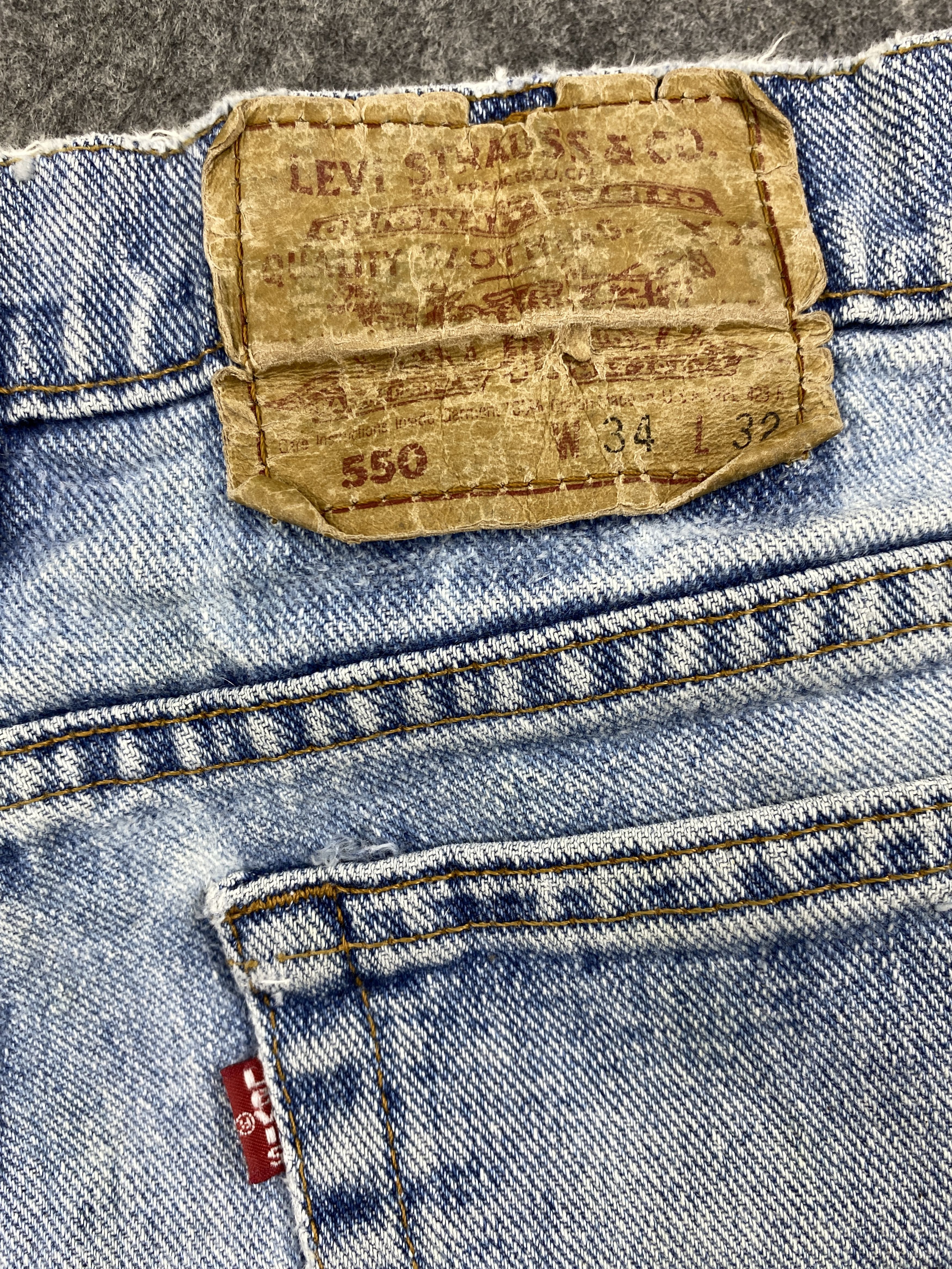 Levi's 90s Light Wash Vintage Levi's 550 USA 33x30.5 Denim -JN1235 Size US 33 - 10 Thumbnail