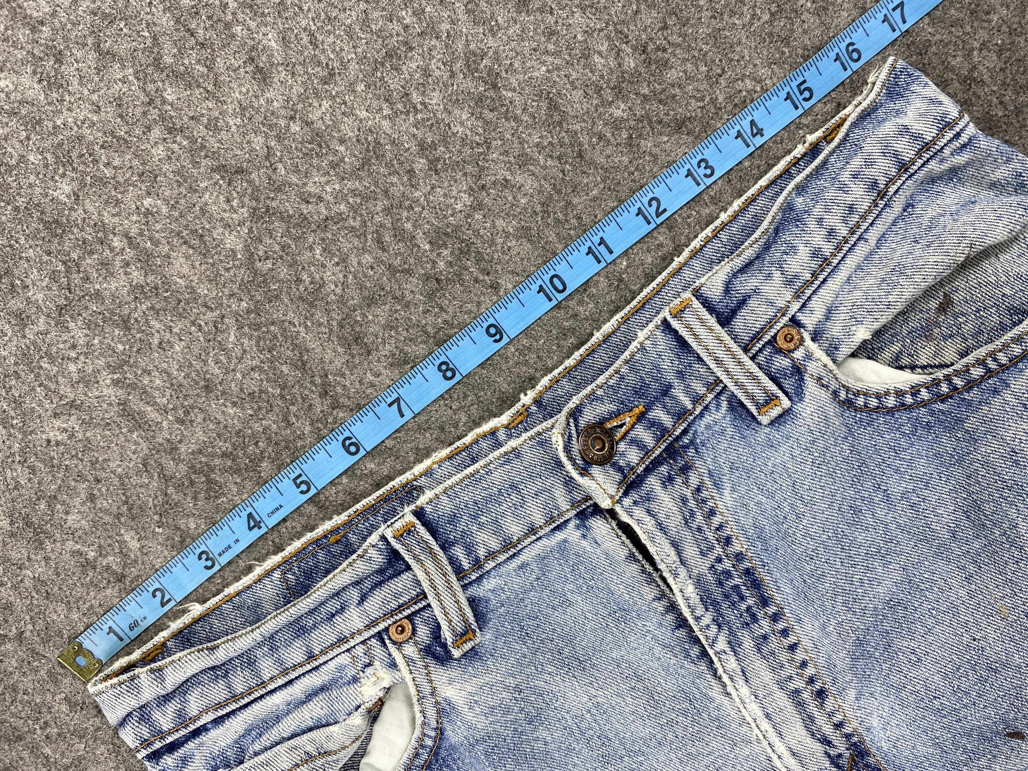 Levi's 90s Light Wash Vintage Levi's 550 USA 33x30.5 Denim -JN1235 Size US 33 - 5 Thumbnail