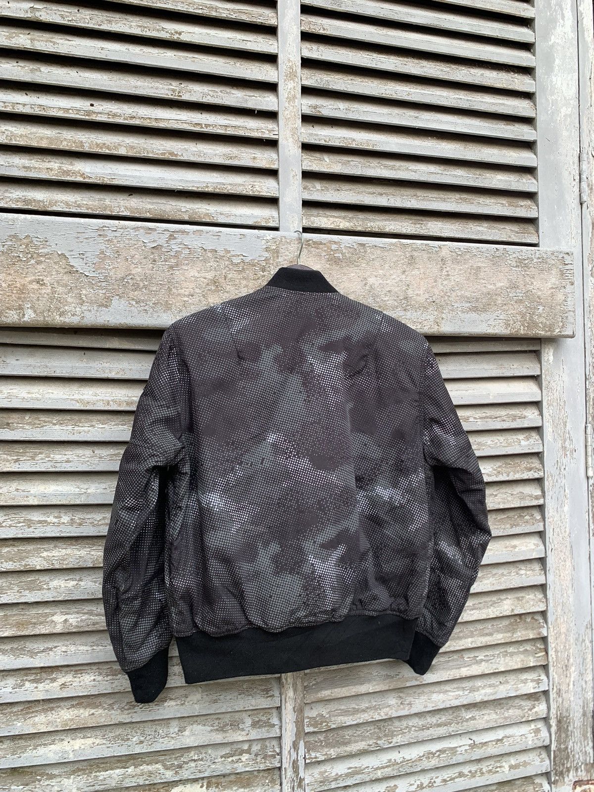 Japanese Brand 🪖Japanese Brand BURTLE Black Camo Bomber Jacket Size US XS / EU 42 / 0 - 9 Thumbnail