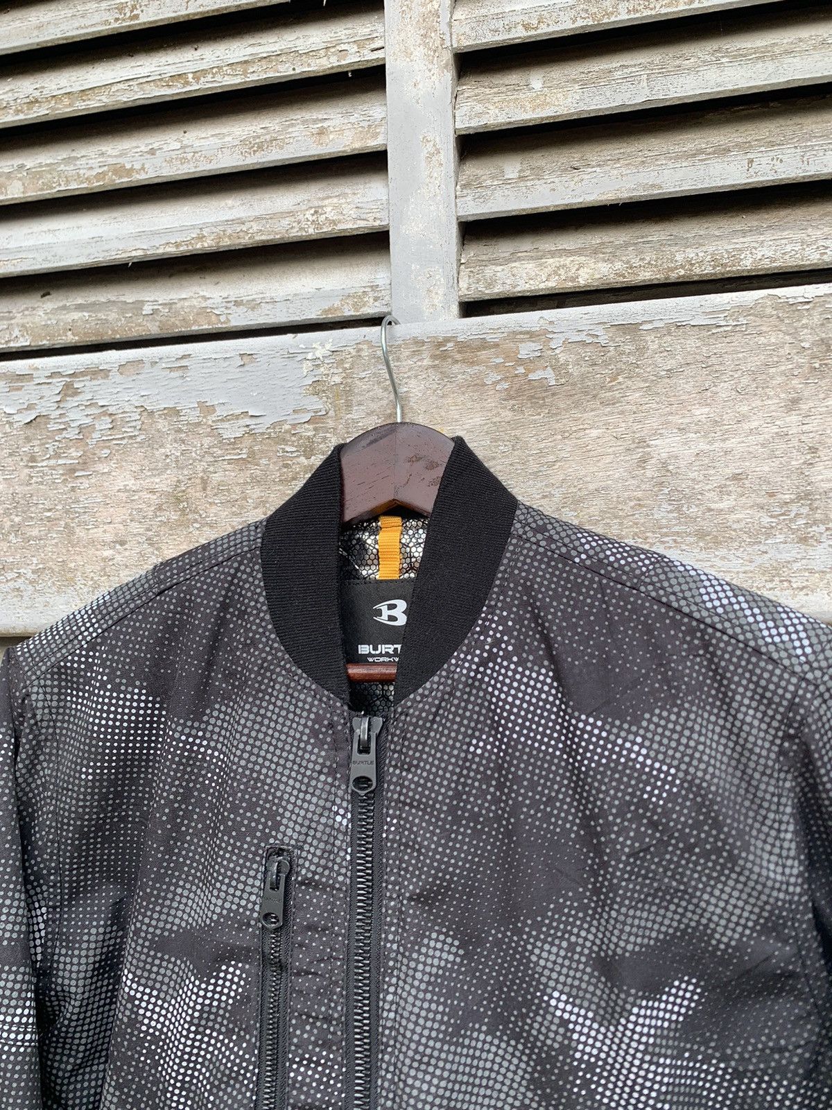 Japanese Brand 🪖Japanese Brand BURTLE Black Camo Bomber Jacket Size US XS / EU 42 / 0 - 6 Thumbnail