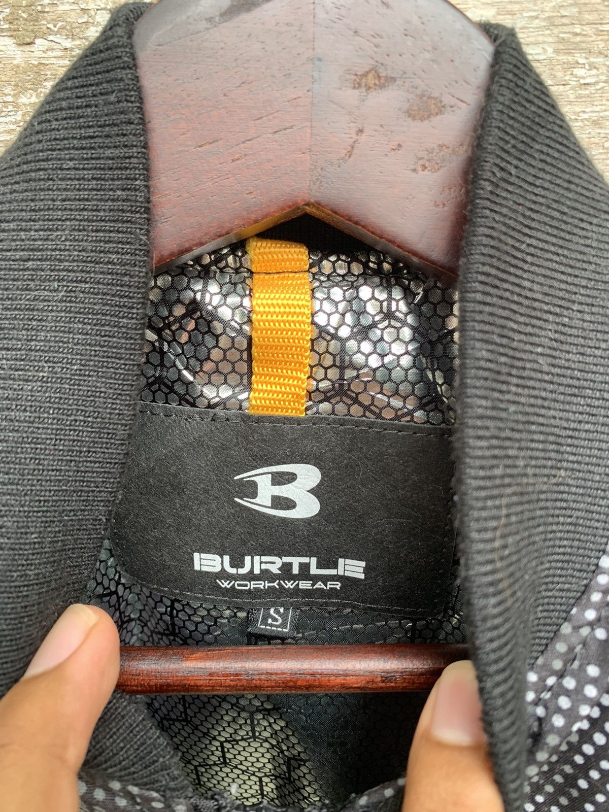 Japanese Brand 🪖Japanese Brand BURTLE Black Camo Bomber Jacket Size US XS / EU 42 / 0 - 10 Thumbnail