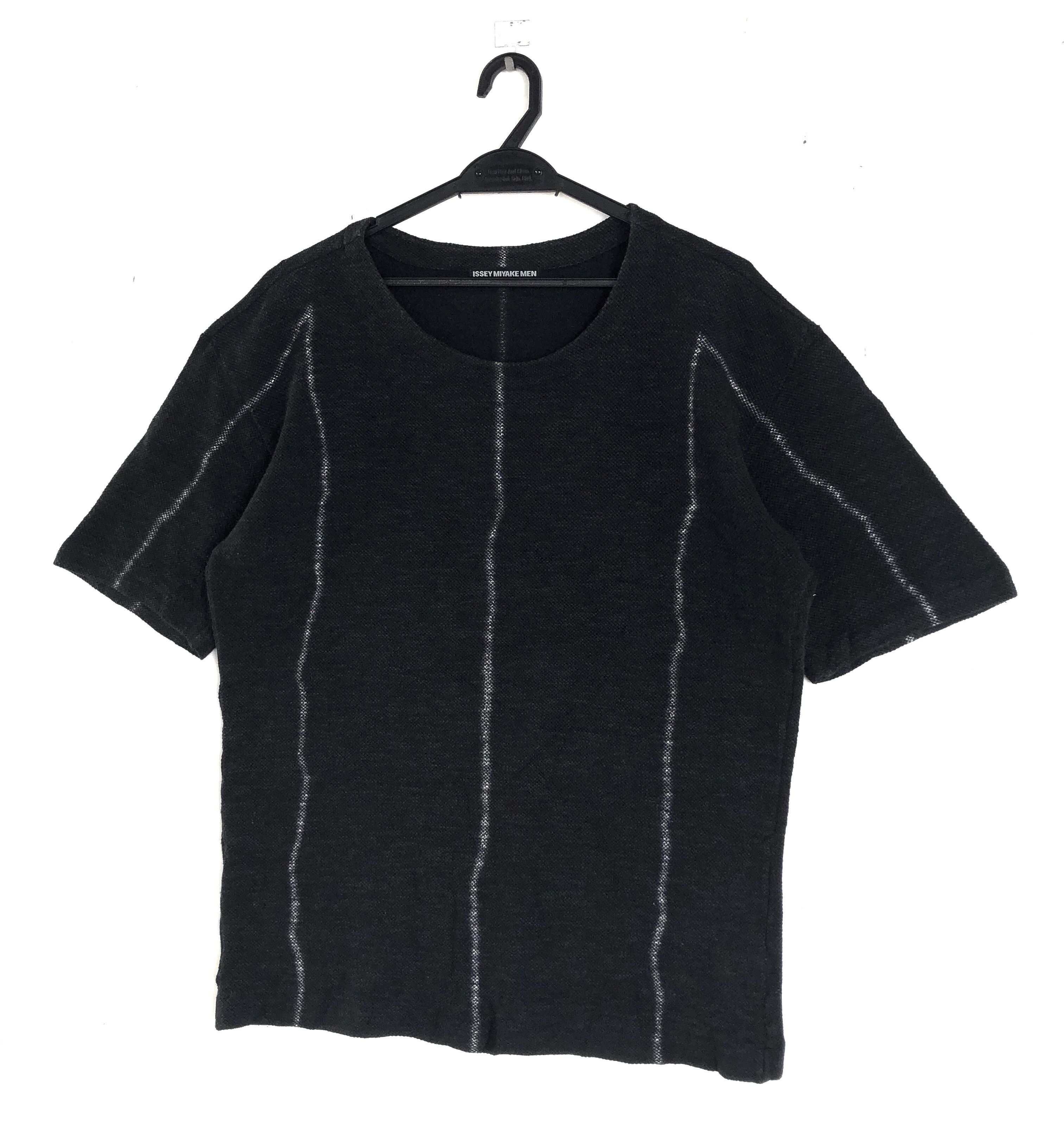Issey Miyake RARE🔥A/W 2007 ISSEY MIYAKE MEN SNAKE TEXTURED SHIRT Size US L / EU 52-54 / 3 - 11 Thumbnail