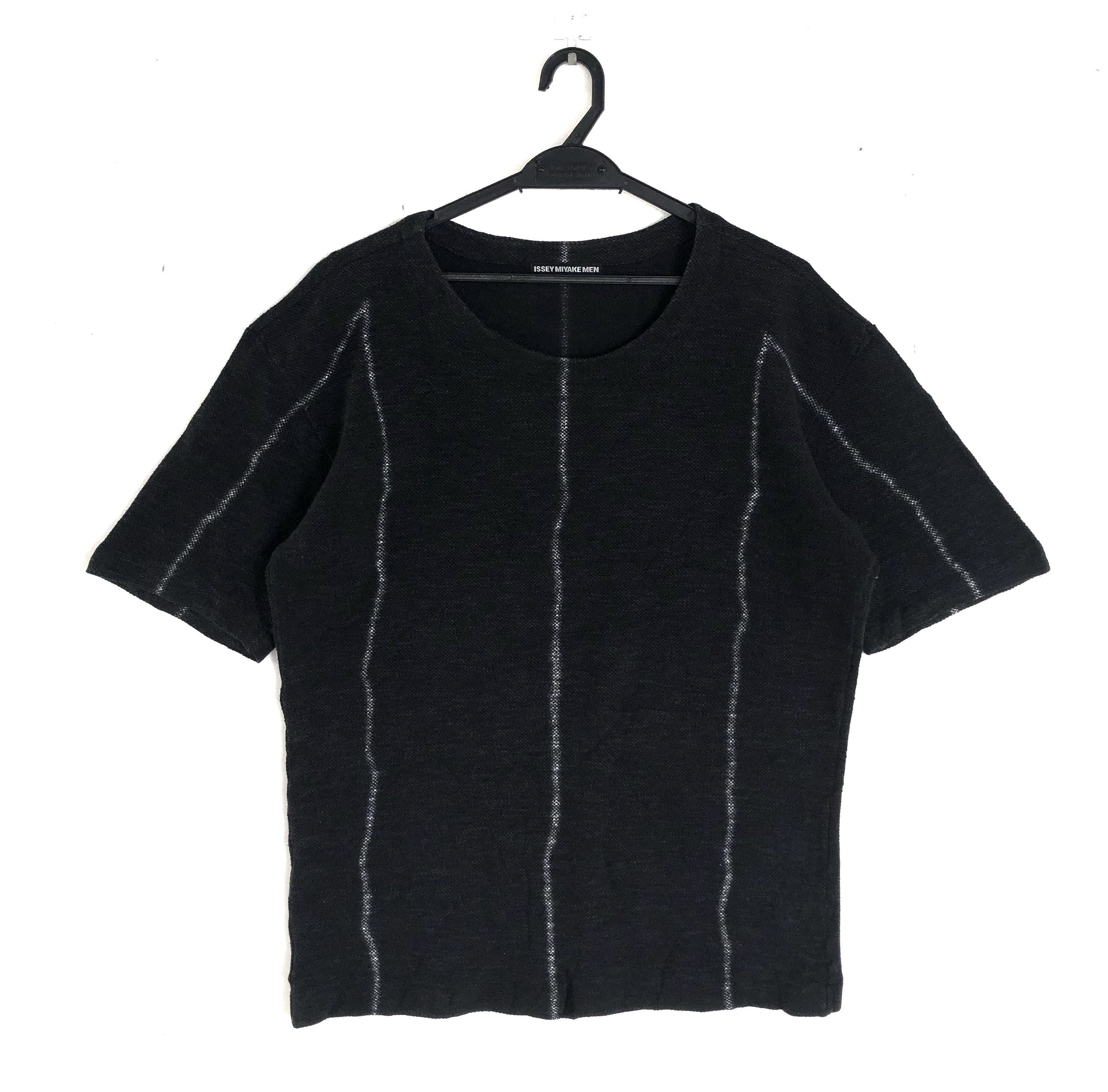 Issey Miyake RARE🔥A/W 2007 ISSEY MIYAKE MEN SNAKE TEXTURED SHIRT Size US L / EU 52-54 / 3 - 1 Thumbnail