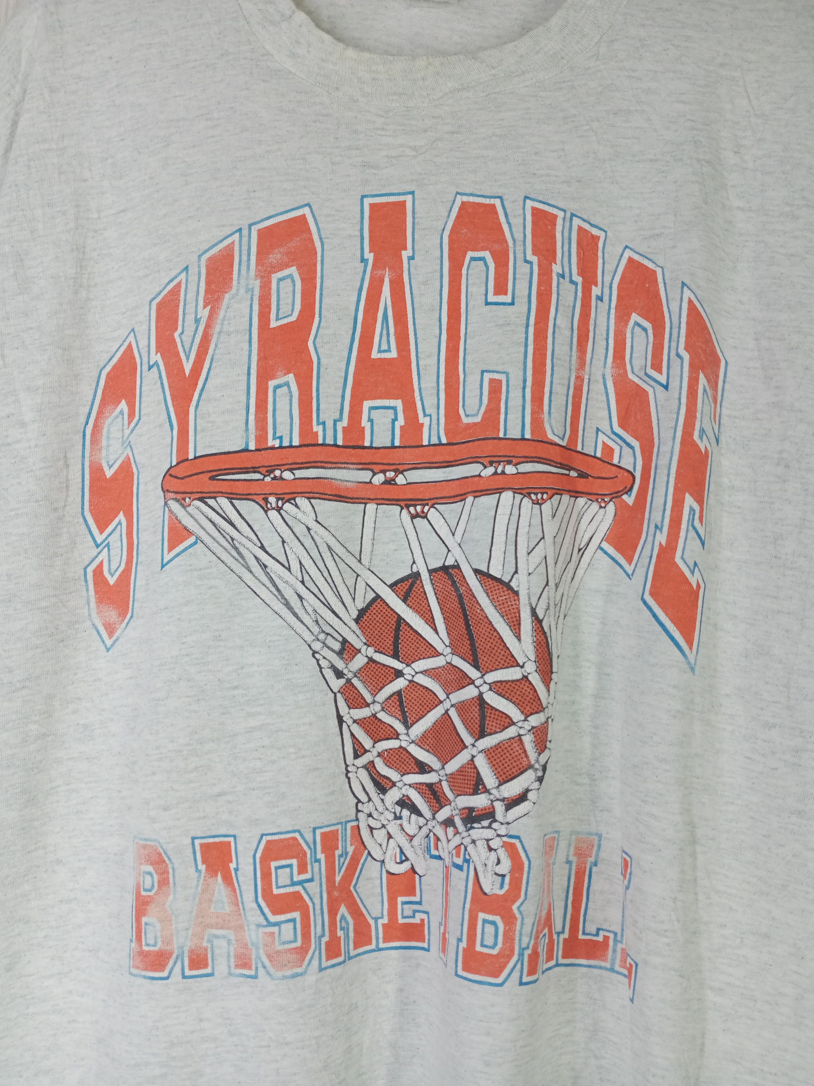 Vintage Vintage 90s Syracuse Basketball Tshirt Size US XXL / EU 58 / 5 - 6 Thumbnail