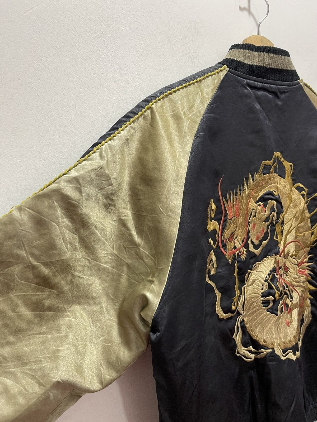 Vintage VINTAGE PATINA DRAGONFLY SUKAJAN SOUVENIR DISTRESSED JACKET Size US M / EU 48-50 / 2 - 5 Thumbnail