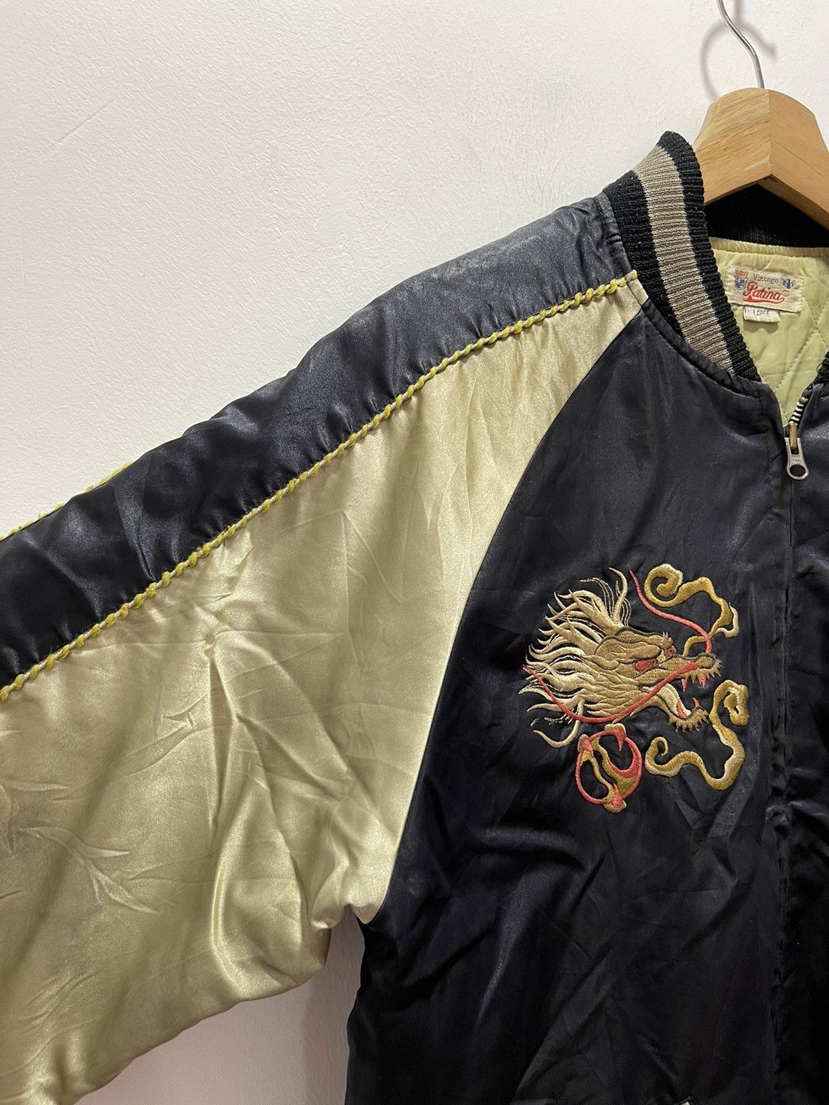 Vintage VINTAGE PATINA DRAGONFLY SUKAJAN SOUVENIR DISTRESSED JACKET Size US M / EU 48-50 / 2 - 12 Thumbnail