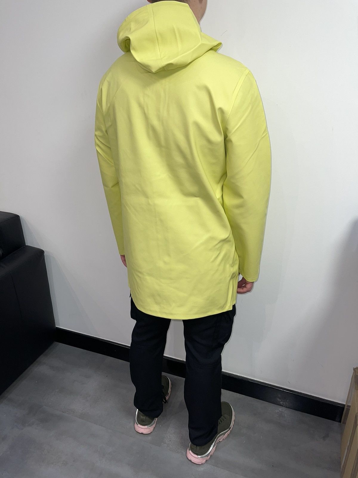 Stutterheim DS! Stutterheim Stockholm Lemon Raincoat Size US M / EU 48-50 / 2 - 5 Thumbnail