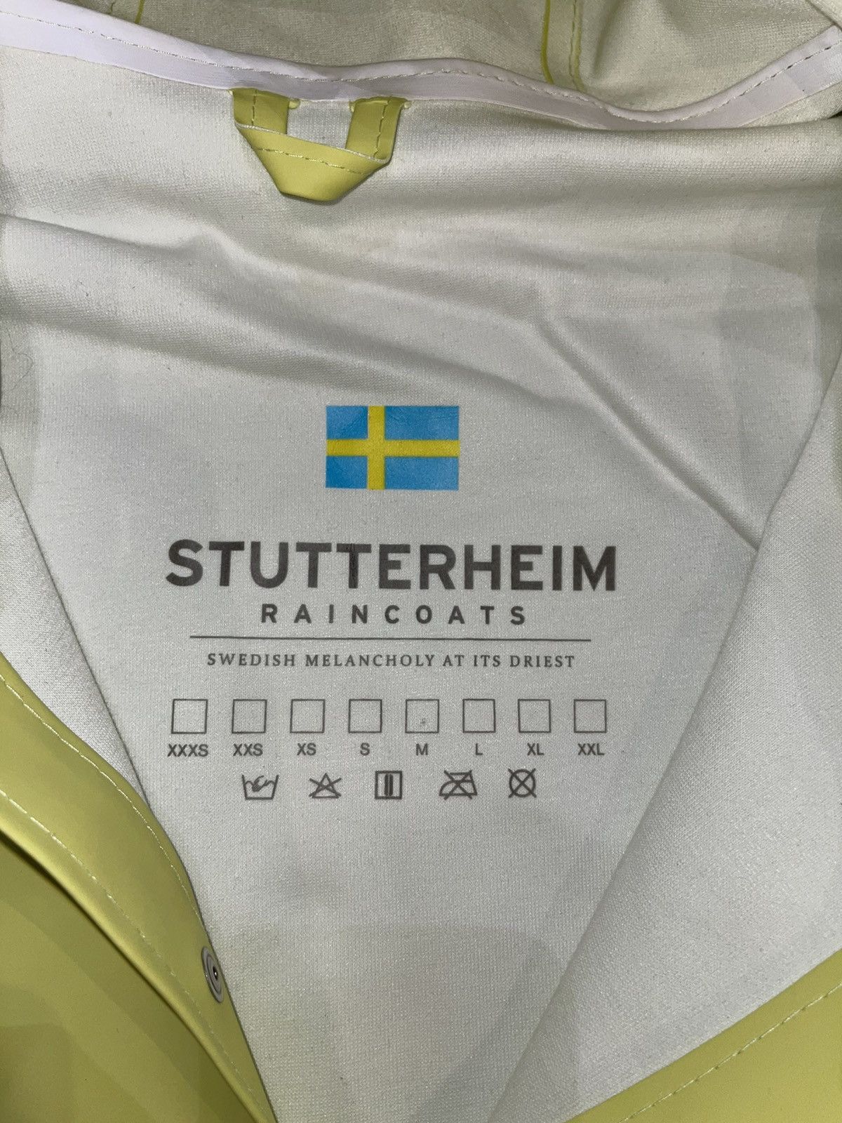 Stutterheim DS! Stutterheim Stockholm Lemon Raincoat Size US M / EU 48-50 / 2 - 14 Thumbnail